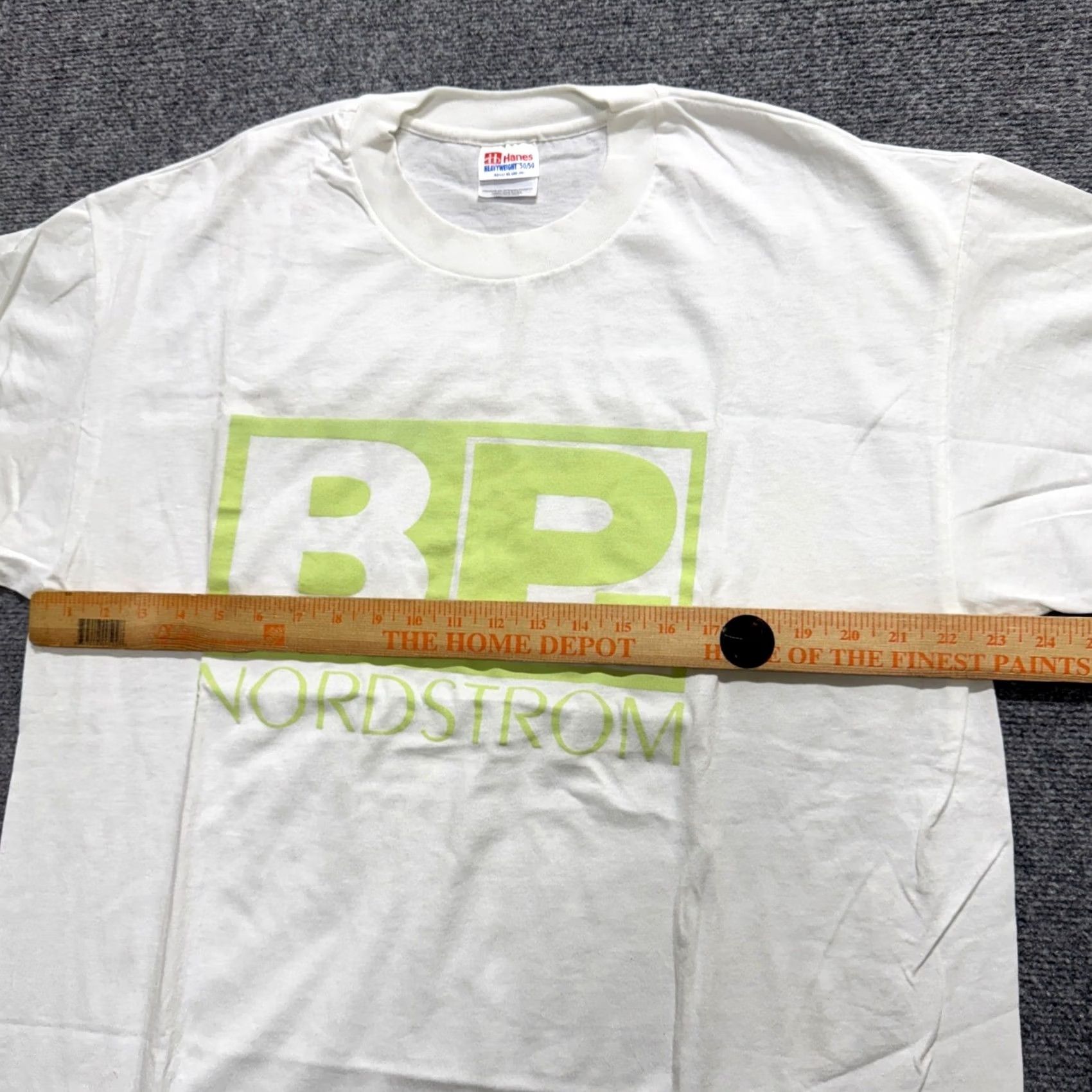 Nordstrom VINTAGE T-shirt Men XL White Neon Y2K 90s Hanes Heavyweight B.P Nordstrom Distressed Size US XL / EU 56 / 4 - 4 Thumbnail