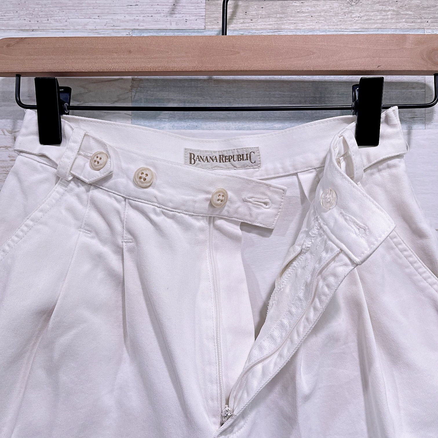 Banana Republic × Vintage BANANA REPUBLIC Vintage Safari Shorts White Womens 2 Size 26" / US 2 / IT 38 - 3 Thumbnail