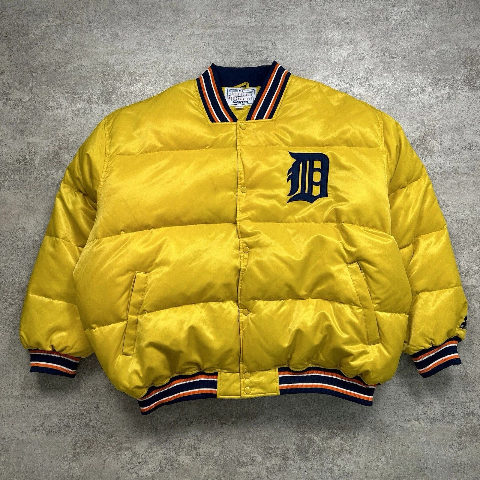 MLB × Starter × Vintage RARE DETROIT TIGERS SATIN BOMBER JACKET DOWN PUFFER SIZE 5XL Size US XXL / EU 58 / 5 - 1 Thumbnail