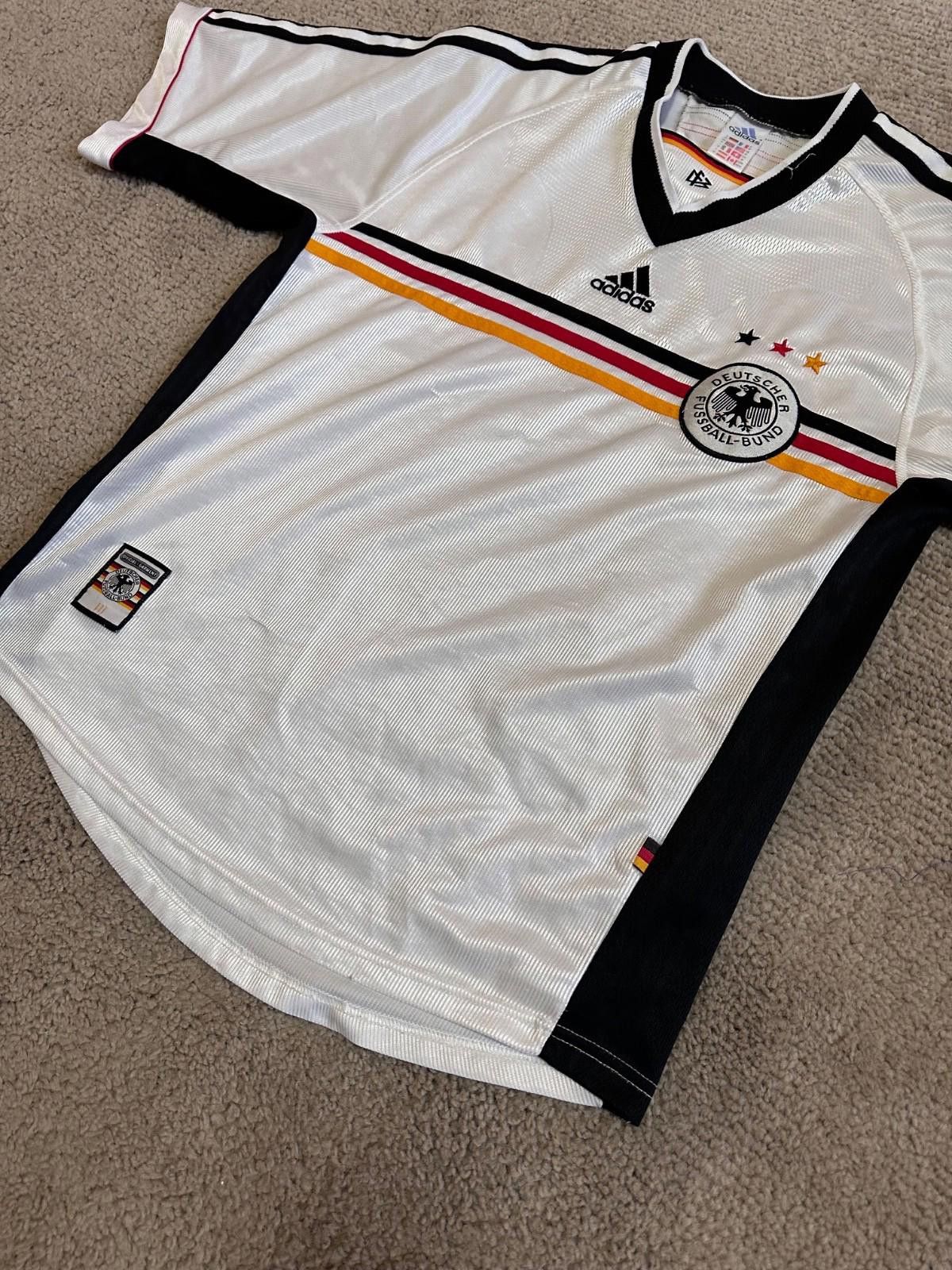Adidas 1998/1999 FOOTBALL GERMANY SHIRT ADIDAS JERSEY VINTAGE SZ M Size US M / EU 48-50 / 2 - 5 Thumbnail