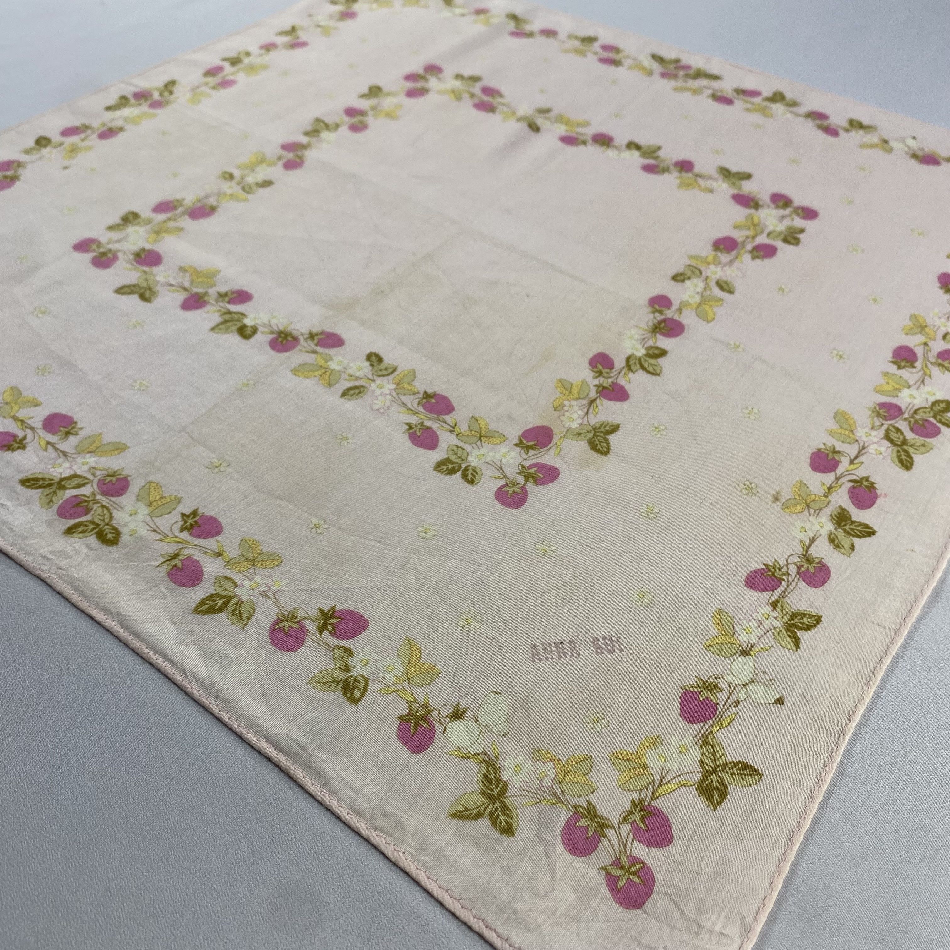 Vintage Anna Sui Bandana/ Handkerchief / Neckerchief-P930 Size ONE SIZE - 2 Thumbnail