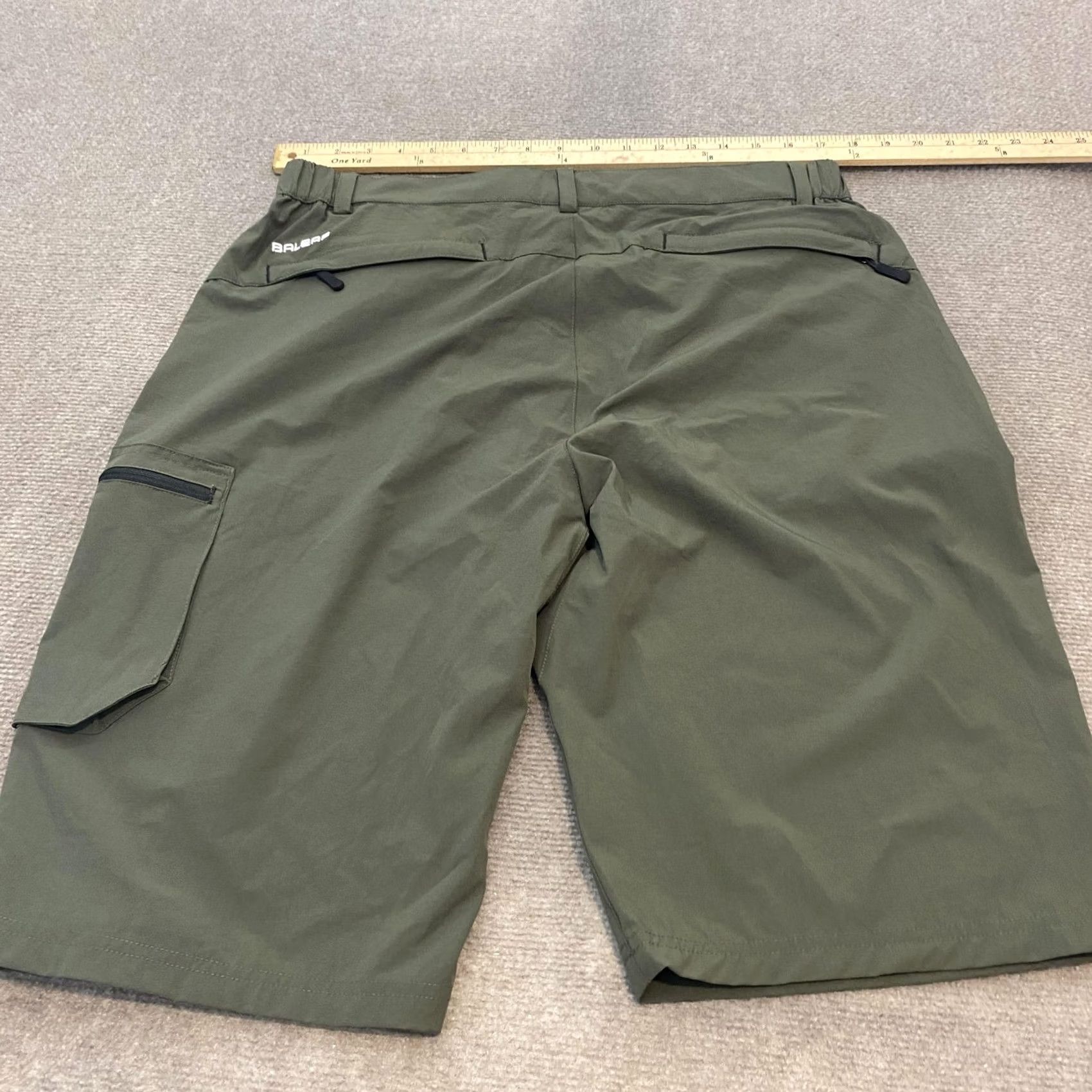 Vintage Baleaf Shorts Mens XL Green Waterproof UPF 50+ Outdoor Hiking Cargo Pocket Size US 36 / EU 52 - 7 Thumbnail
