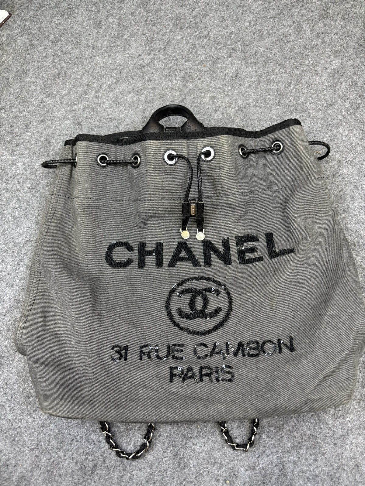 Chanel Chanel 31 Rue Cambon Paris Deauville Dark Grey Size ONE SIZE - 13 Thumbnail