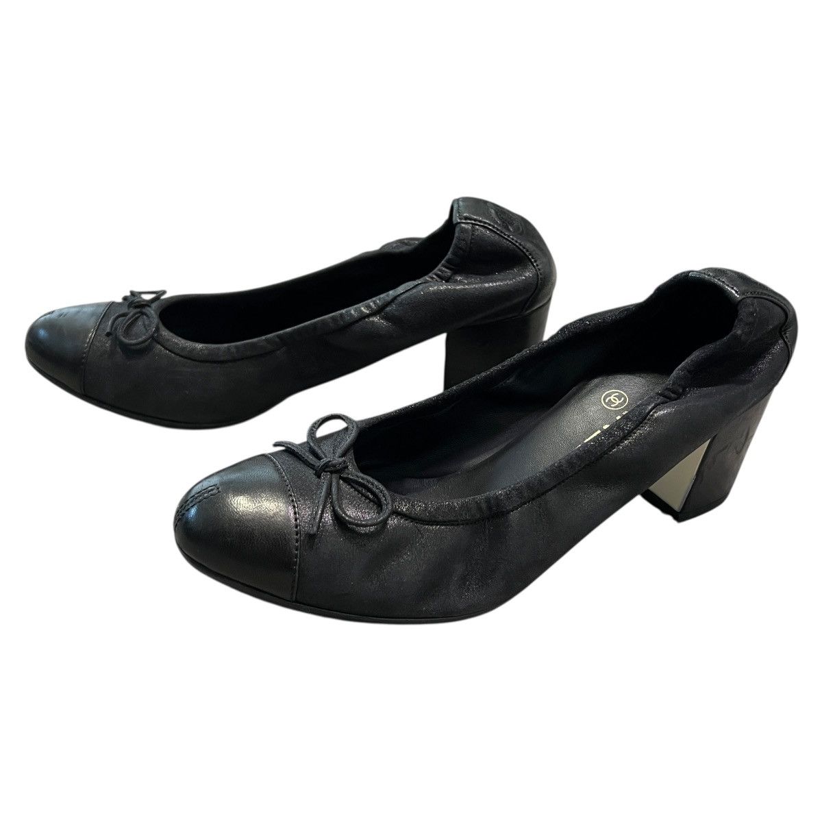 Chanel CHANEL Quilted Leather Ballet Heel Pumps Size US 6.5 / IT 36.5 - 2 Thumbnail