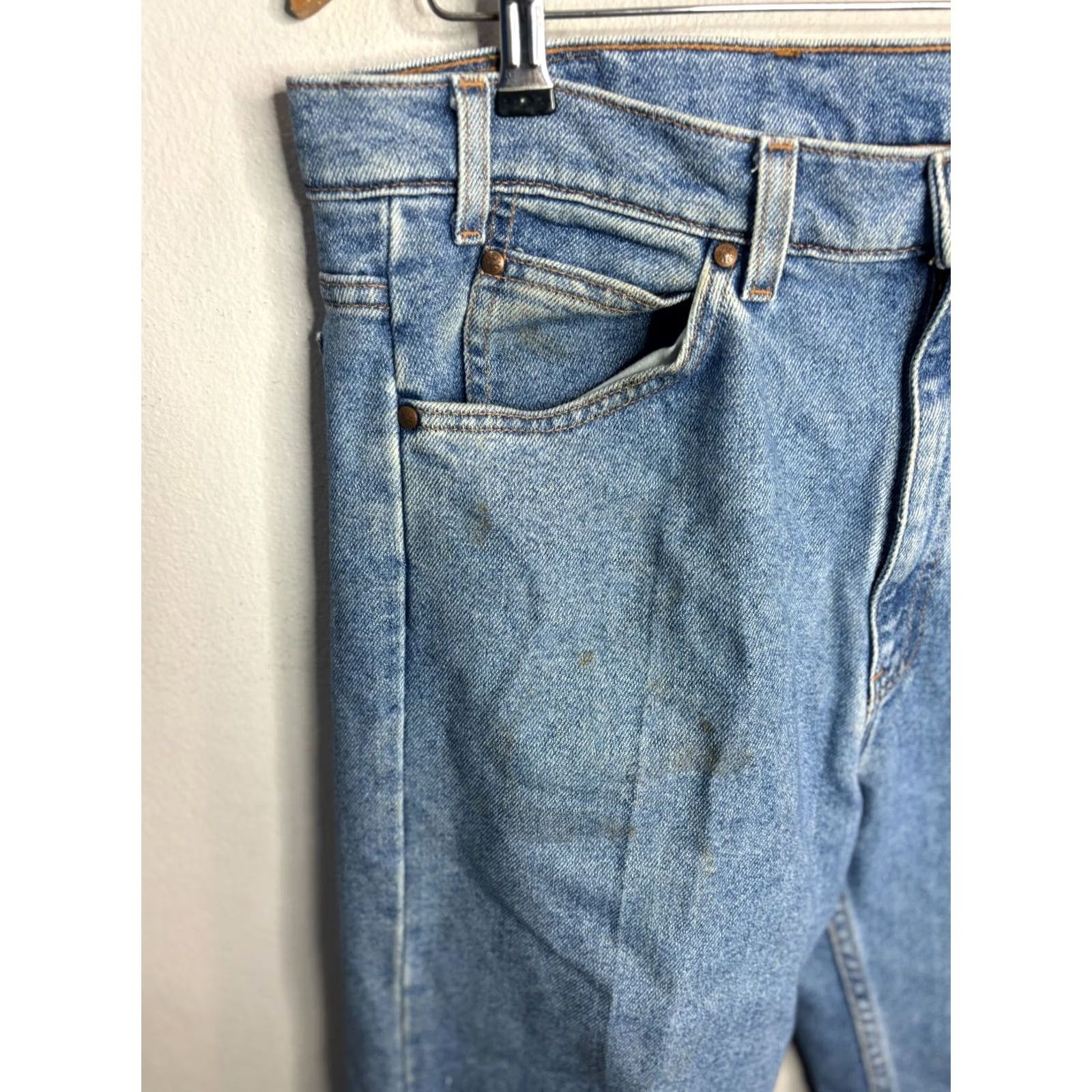 Levi's VINTAGE Levi’s 540 Jeans Men 34x29 Denim Straight Blue 90s Grunge Logo 5-Pocket Womens? Size US 34 / EU 50 - 5 Thumbnail