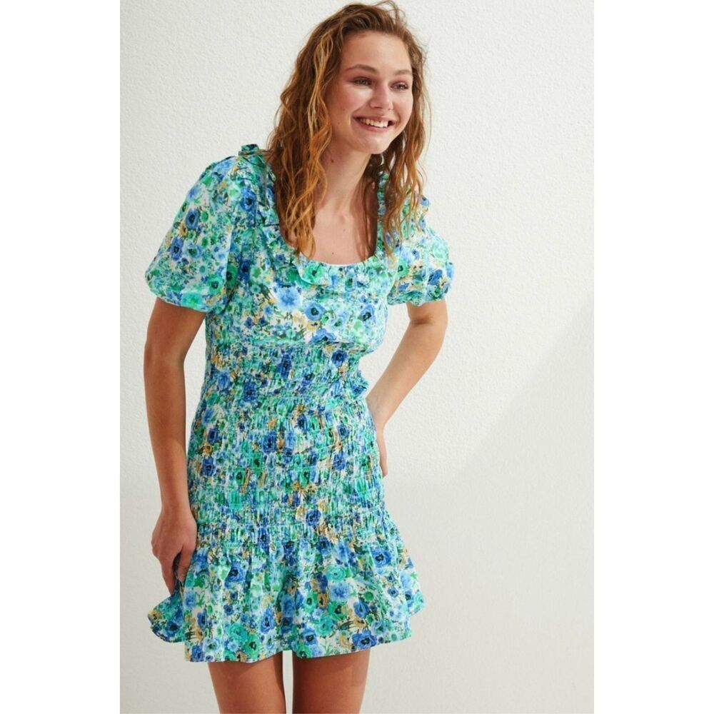 Zara Zara Blue Floral Print Smocked Square Neck Mini Dress Size XS / US 0-2 / IT 36-38 - 2 Thumbnail