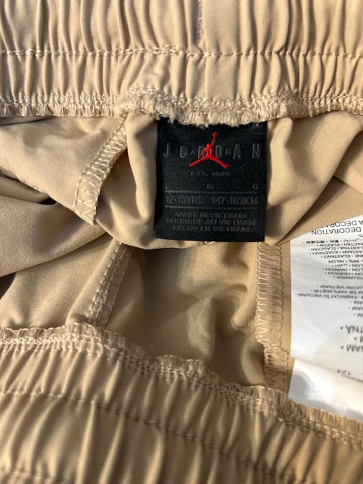 Jordan Brand Boy's Jordan Beige Casual Jogger Pants Size US 26 / EU 42 - 6 Thumbnail