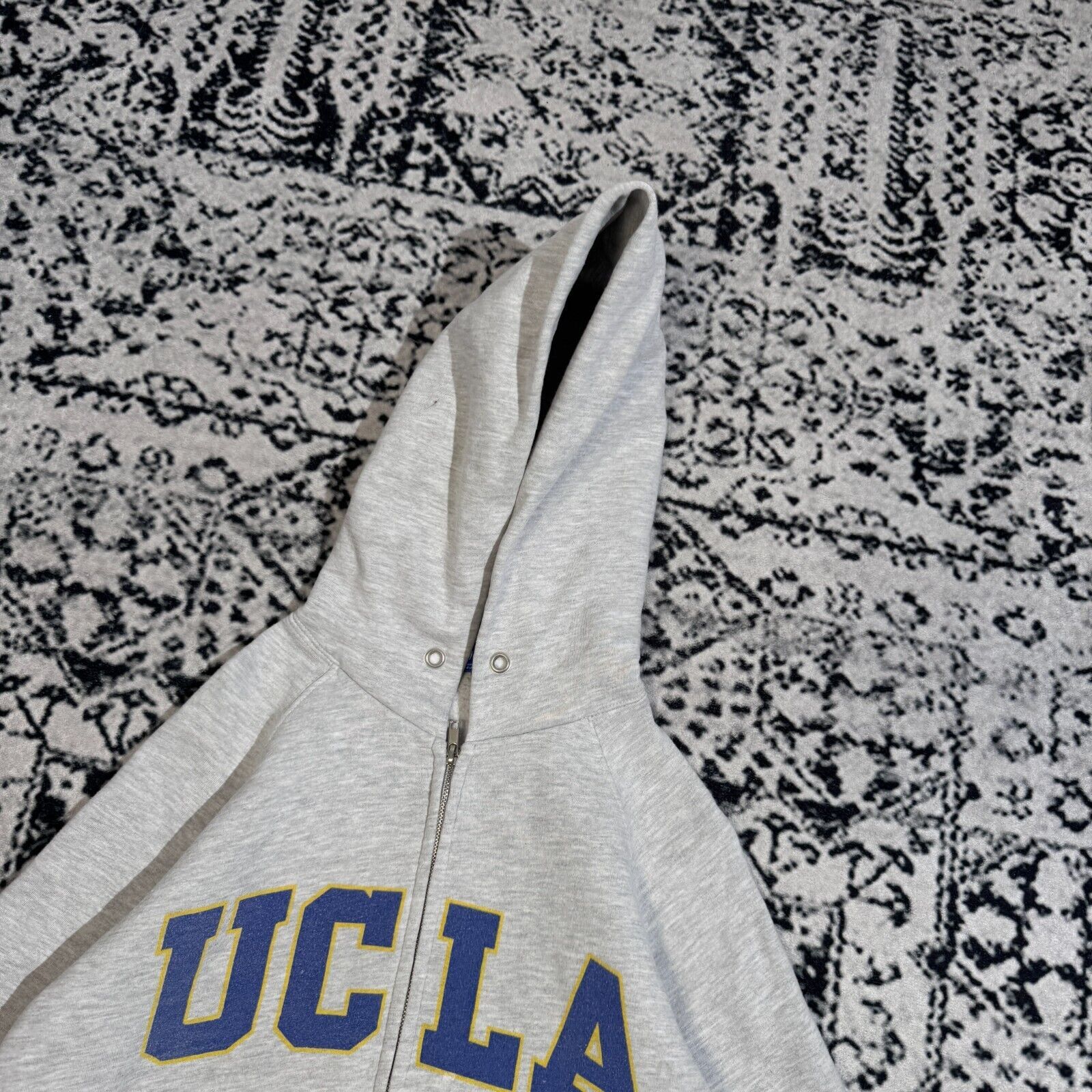Vintage Vintage Unisex Grey Cotton Hoodie Size S UCLA Regular Fit Size US S / EU 44-46 / 1 - 7 Thumbnail