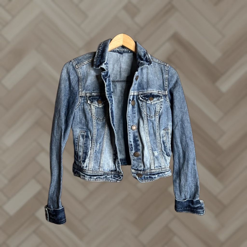 American Eagle Outfitters American Eagle Outfitters Womens Denim Jacket Small Blue Solid Denim Jacket Casual Lightweight Collared Embroidered - Womens Size 28" / US 6 / IT 42 - 1 Thumbnail