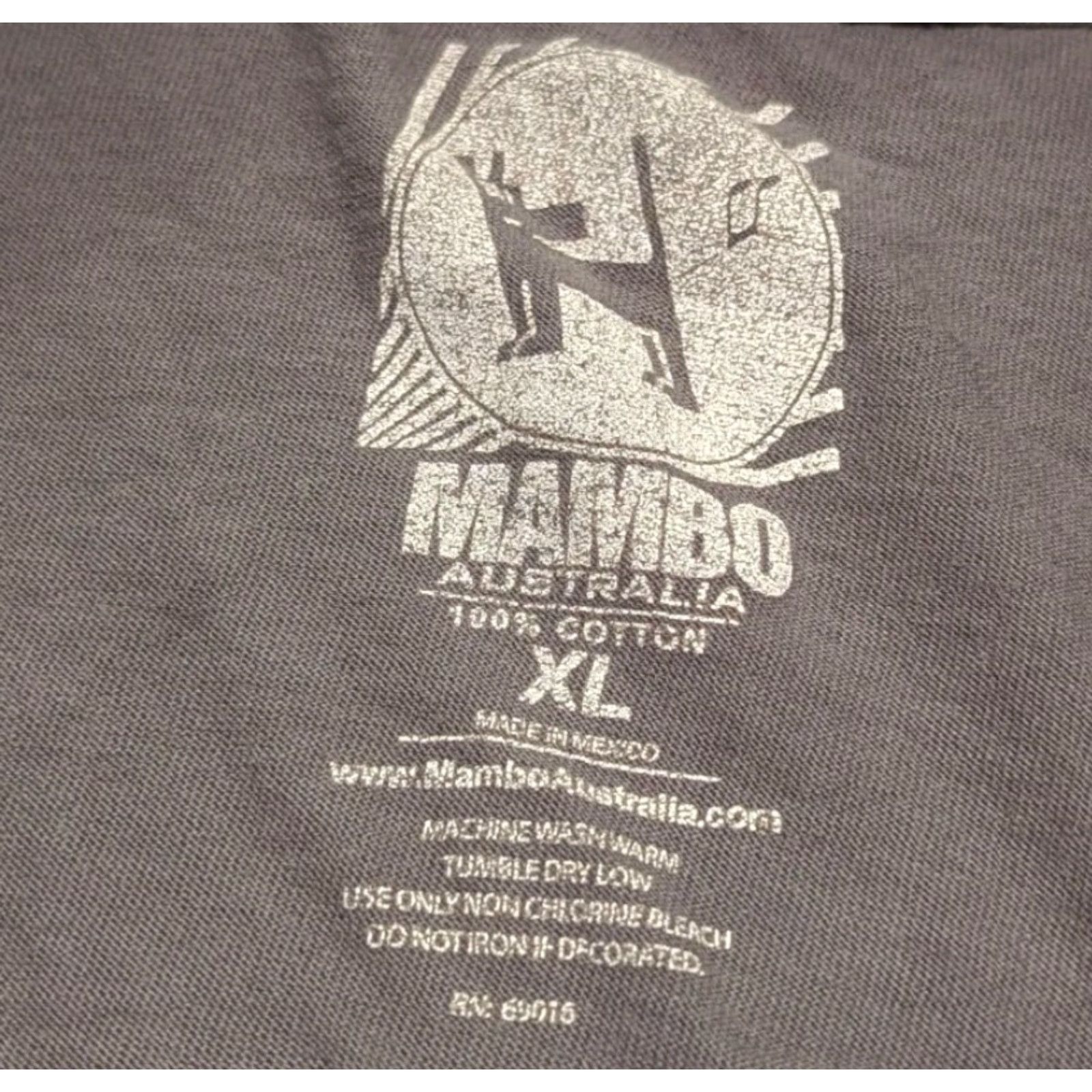 Mambo Mambo Australia Mens Tee Shirt XL Gray T-Shirt Graphic Print Distressed Rare Birds Bicycle Modern Art Shirt Mens XL Gray Mambo Australia T-Shirt Size US XL / EU 56 / 4 - 5 Thumbnail