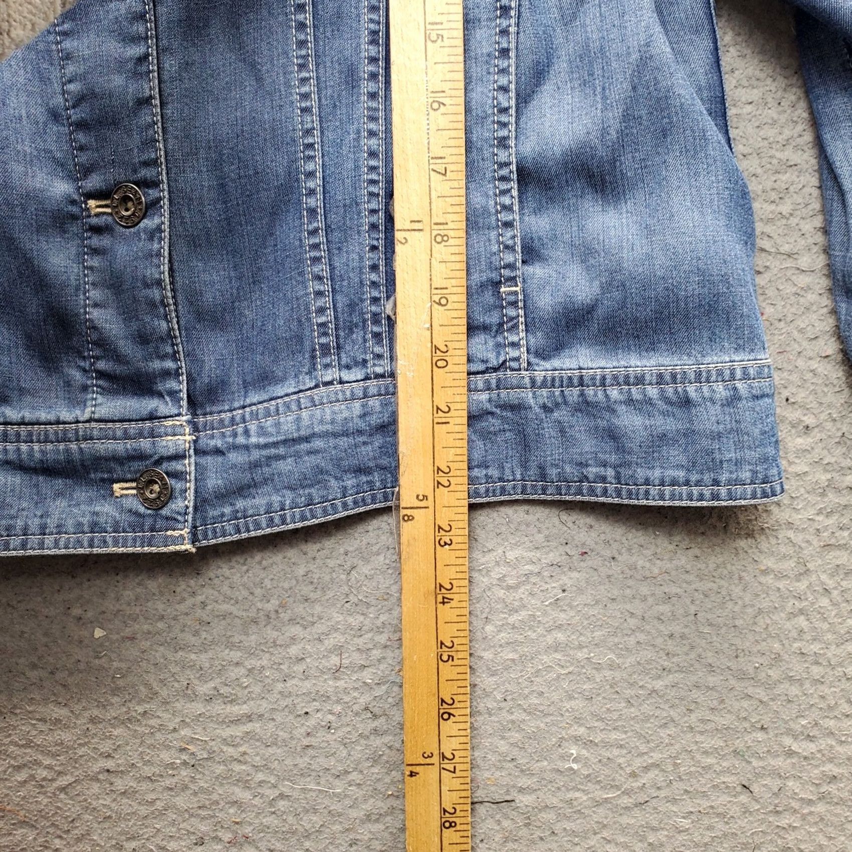 Vintage L.L. Bean Trucker Jacket Women M Blue Denim Stars Sunflower Patches Button Front Size M / US 6-8 / IT 42-44 - 3 Thumbnail