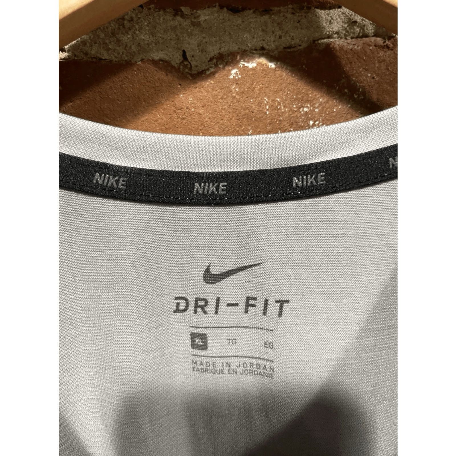Nike Nike Dri-Fit Breathe Tee Shirt Men XL Gray Short Sleeve T-Shirt Graphic Tee Size US XL / EU 56 / 4 - 2 Thumbnail
