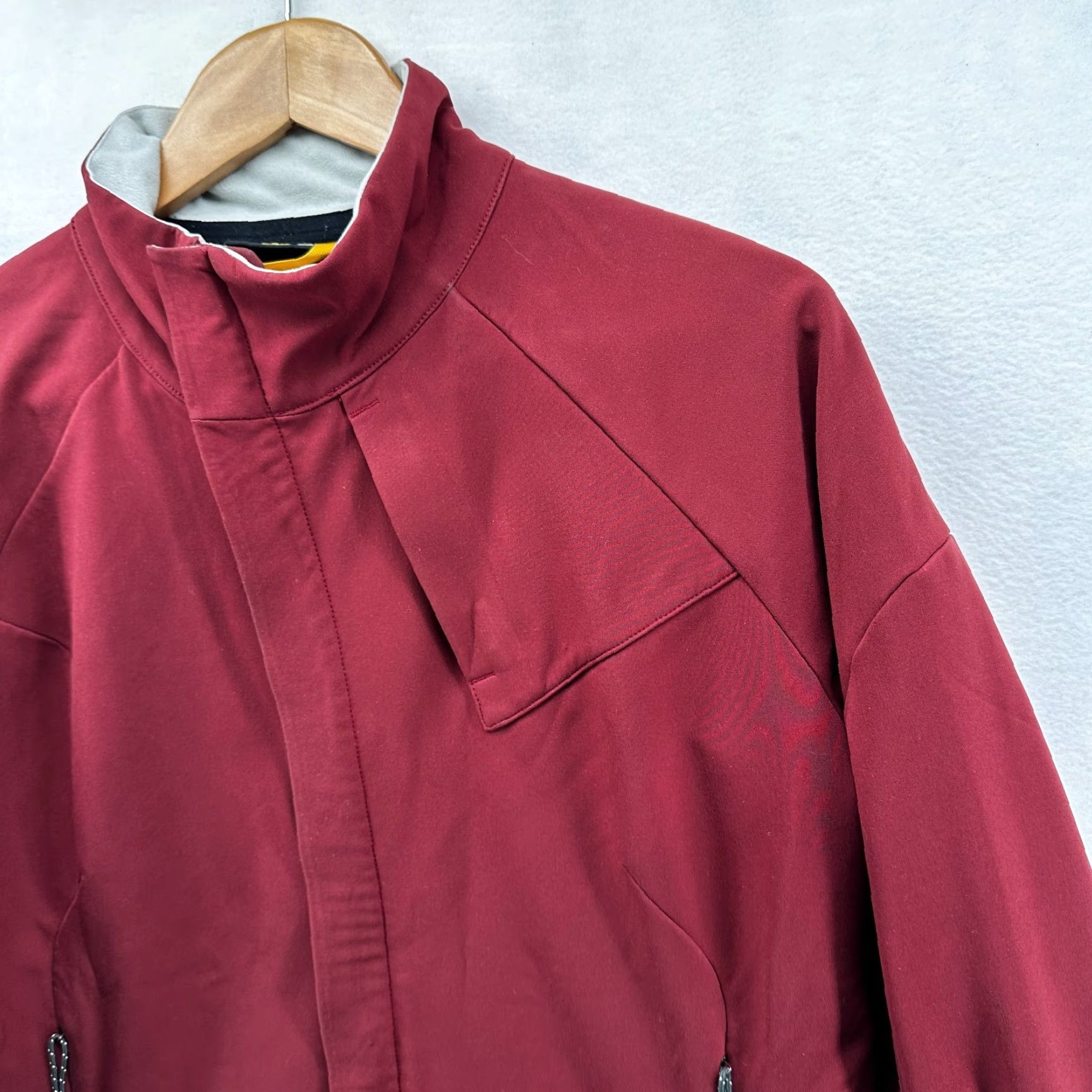 Mountain Hardwear Mountain Hardwear Jacket Women's Red Medium Fleece Full Zip Pockets Long Sleeve Winter Casual Basic Size M / US 6-8 / IT 42-44 - 4 Thumbnail