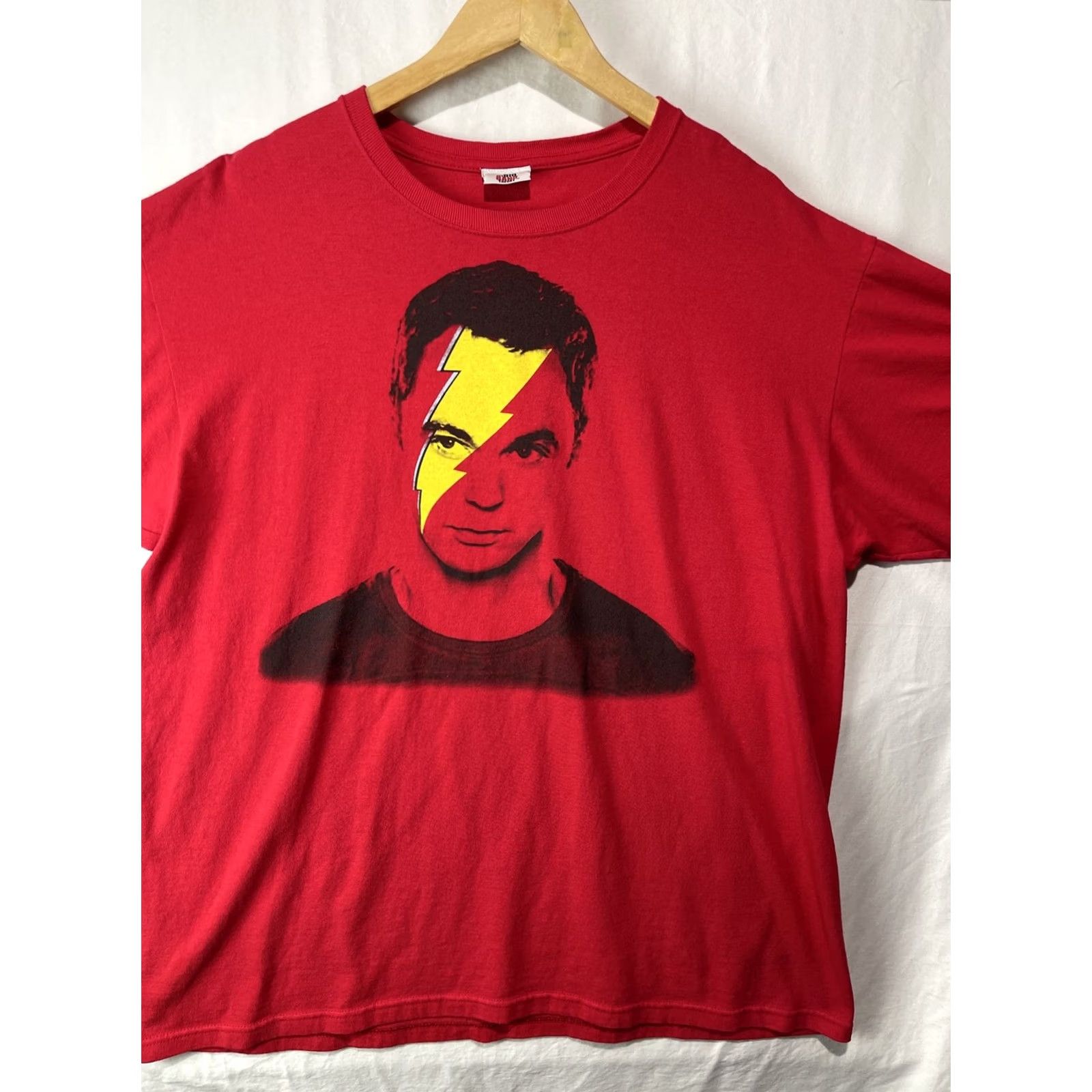 Ripple Junction Ripple Junction Sheldon Shirt Mens XL Red Graphic Print T-Shirt The Big Bang Theory David Bowie Ripple Junction Size US XL / EU 56 / 4 - 3 Thumbnail