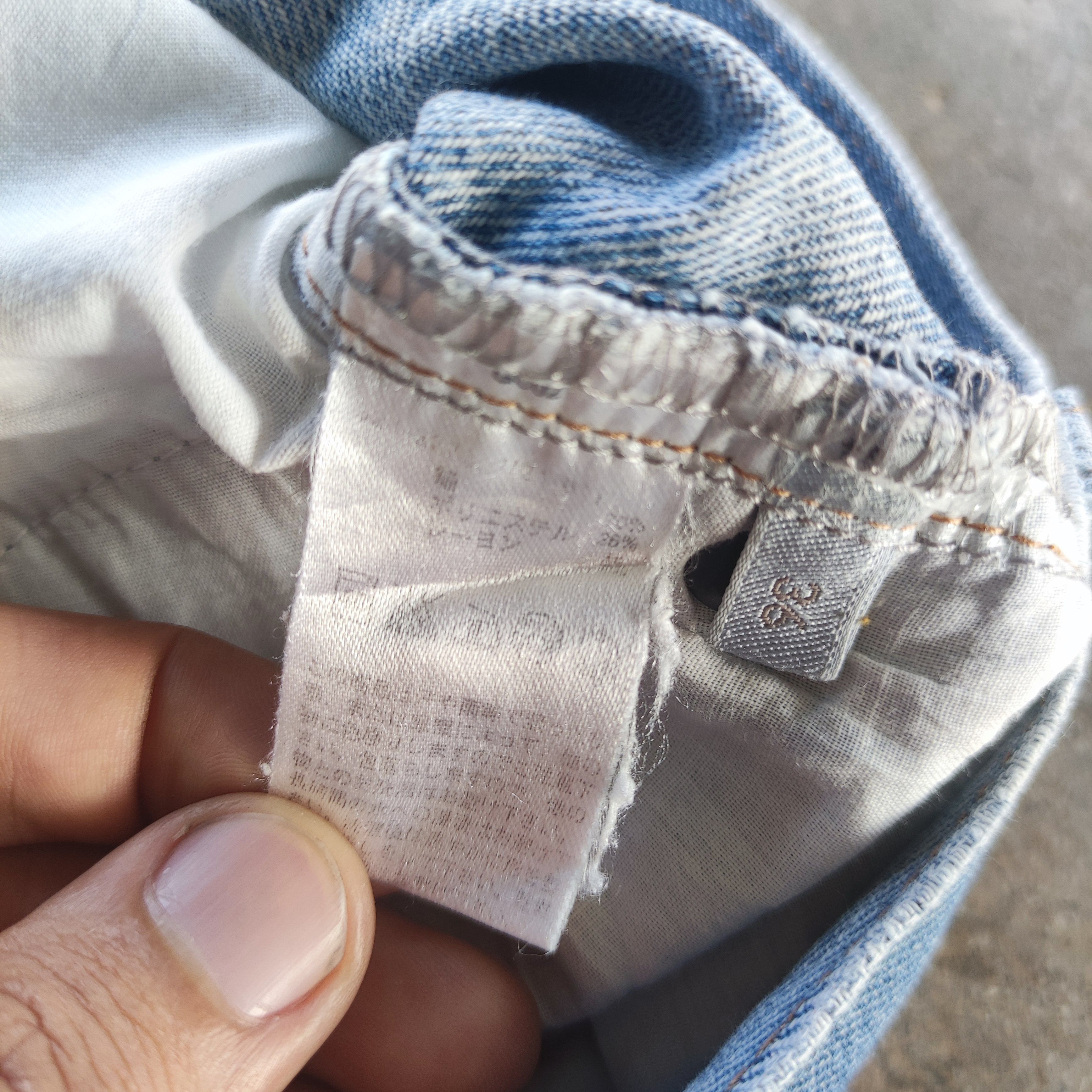 Japanese Brand Vintage Japanese Brand Buggy Jeans Distressed Faded Pants Size US 37 - 7 Thumbnail
