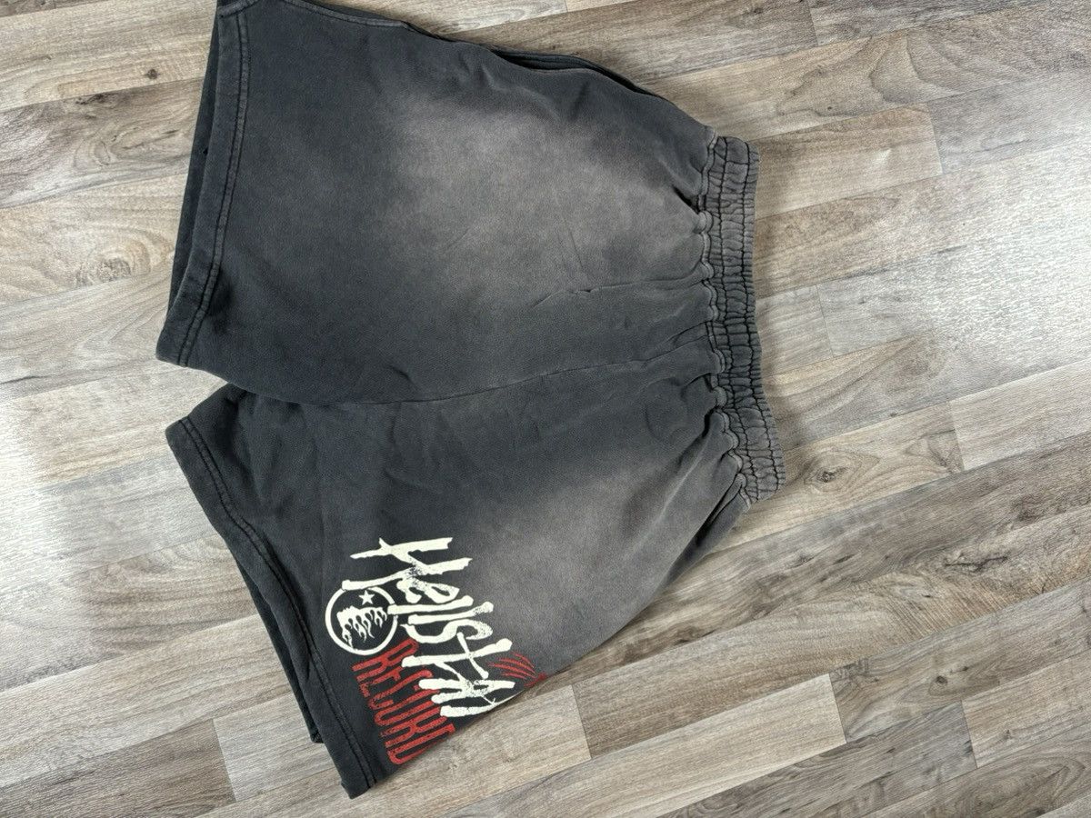 HELLSTAR Hellstar What Heaven Sounds Like Sweatshorts Black Size US 34 / EU 50 - 6 Thumbnail