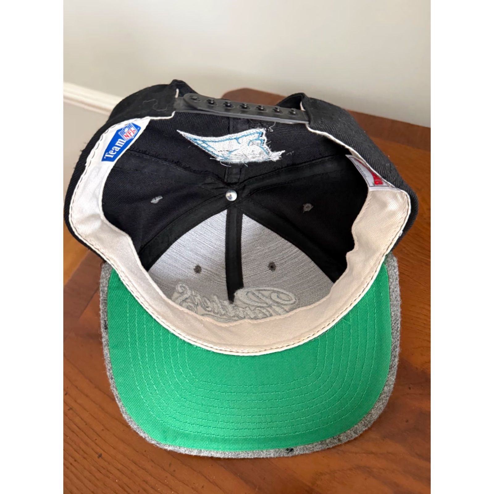 Vintage VINTAGE American Needle Panthers Snapback Hat Cap USA NFL Mens Adjustable Blue Cap Hats Panthers Nutmeg Mills USA NFL Snapback Cap Size US 35 - 4 Thumbnail