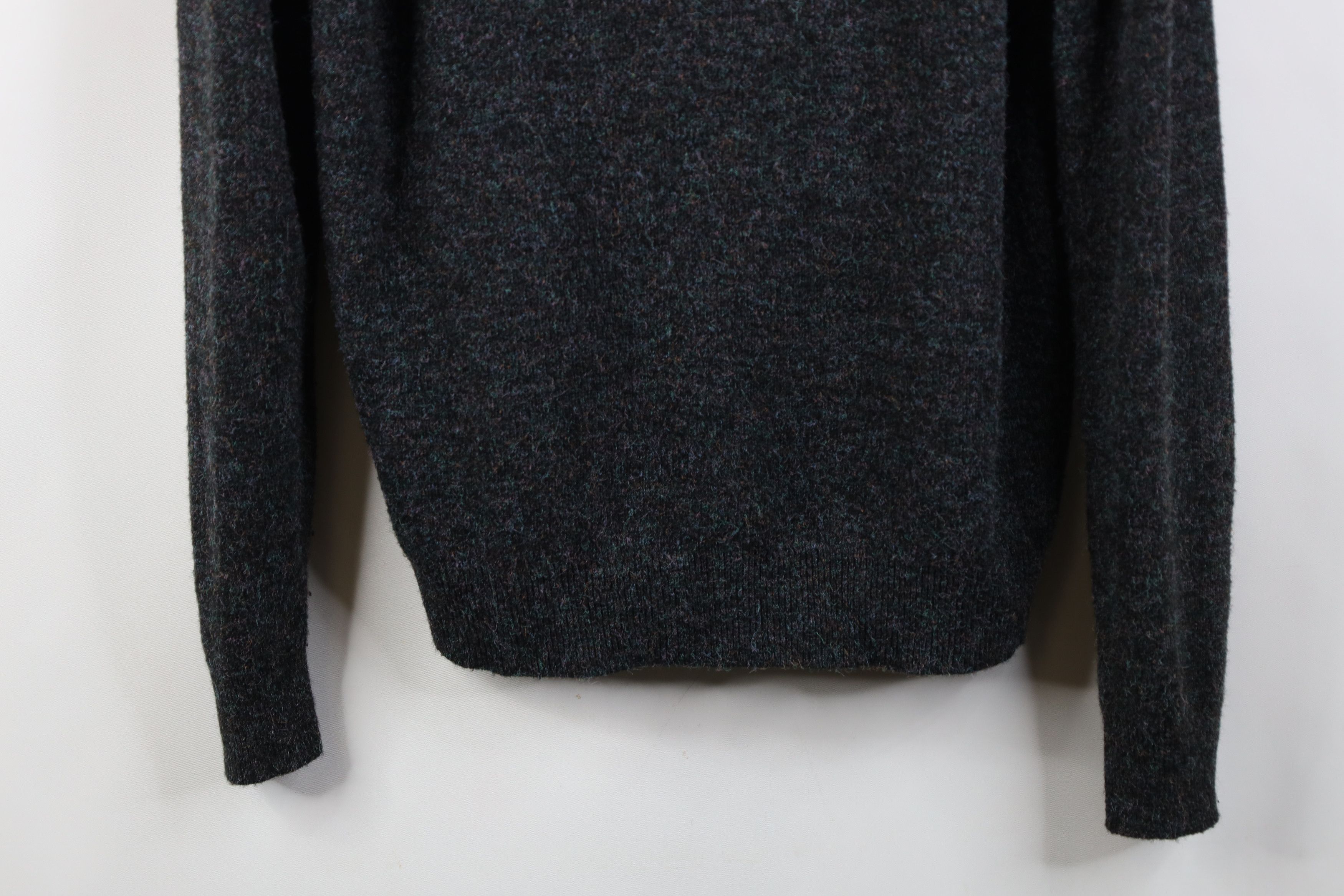 Vintage Vintage 70s Rayon Gabardine Blend Knit V-Neck Sweater USA Size US XL / EU 56 / 4 - 3 Thumbnail