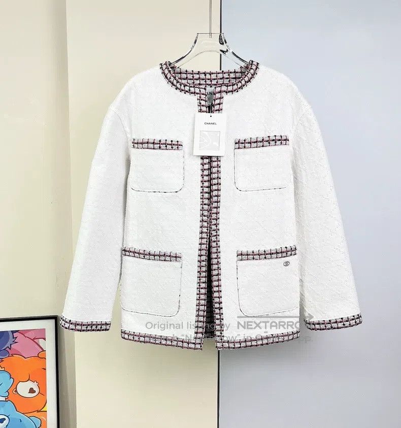 Chanel Chanel 19P silhouette four-pocket white tannin jacket Size XXS / US 00 / IT 34 - 3 Thumbnail