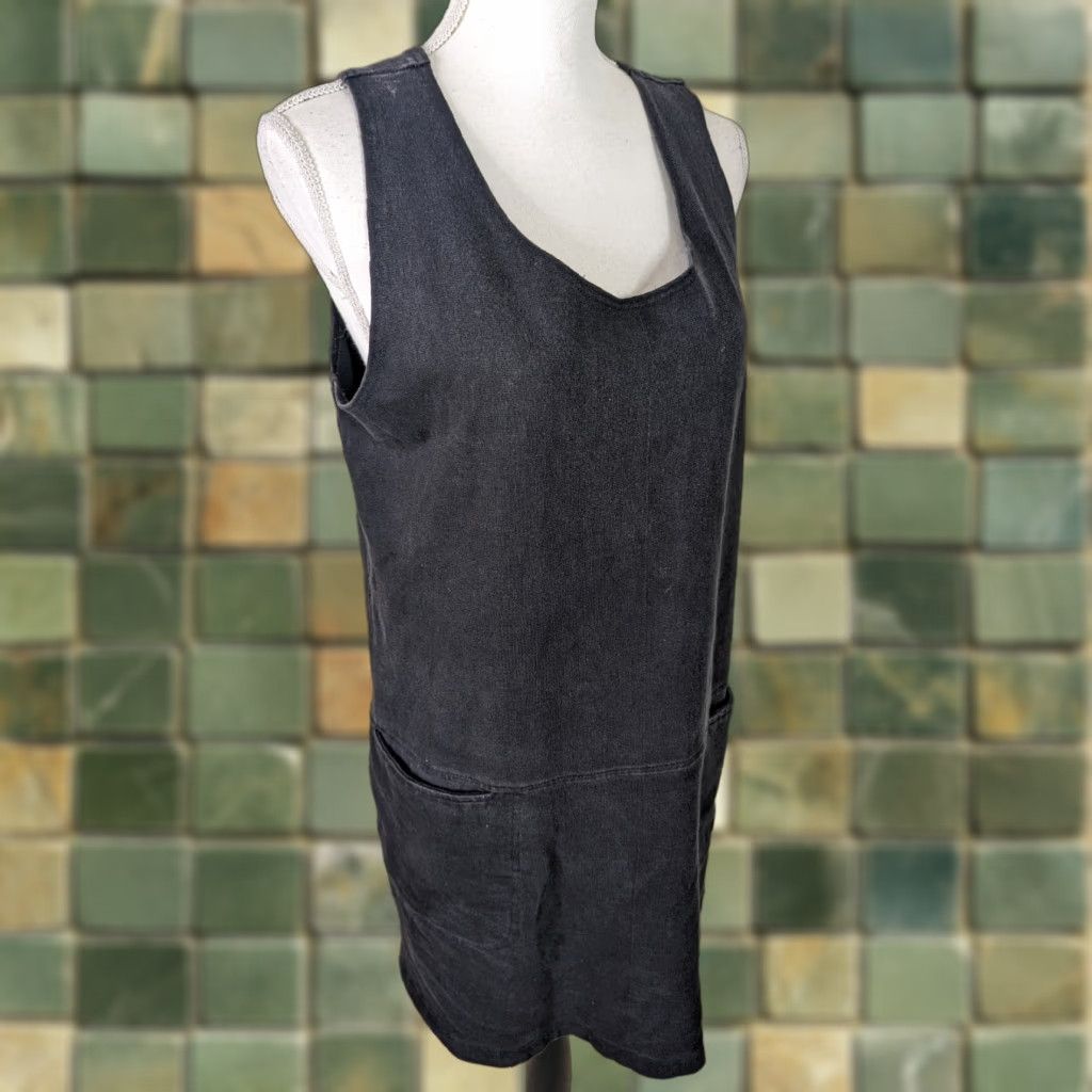 Vintage VINTAGE 90s Black Knee Length Cotton Jumper Overalls Dress Womens M Black Cotton Jumper Overalls Dress Women’s M 90s Vintage Jumper Dress Women’s Size M / US 6-8 / IT 42-44 - 1 Thumbnail