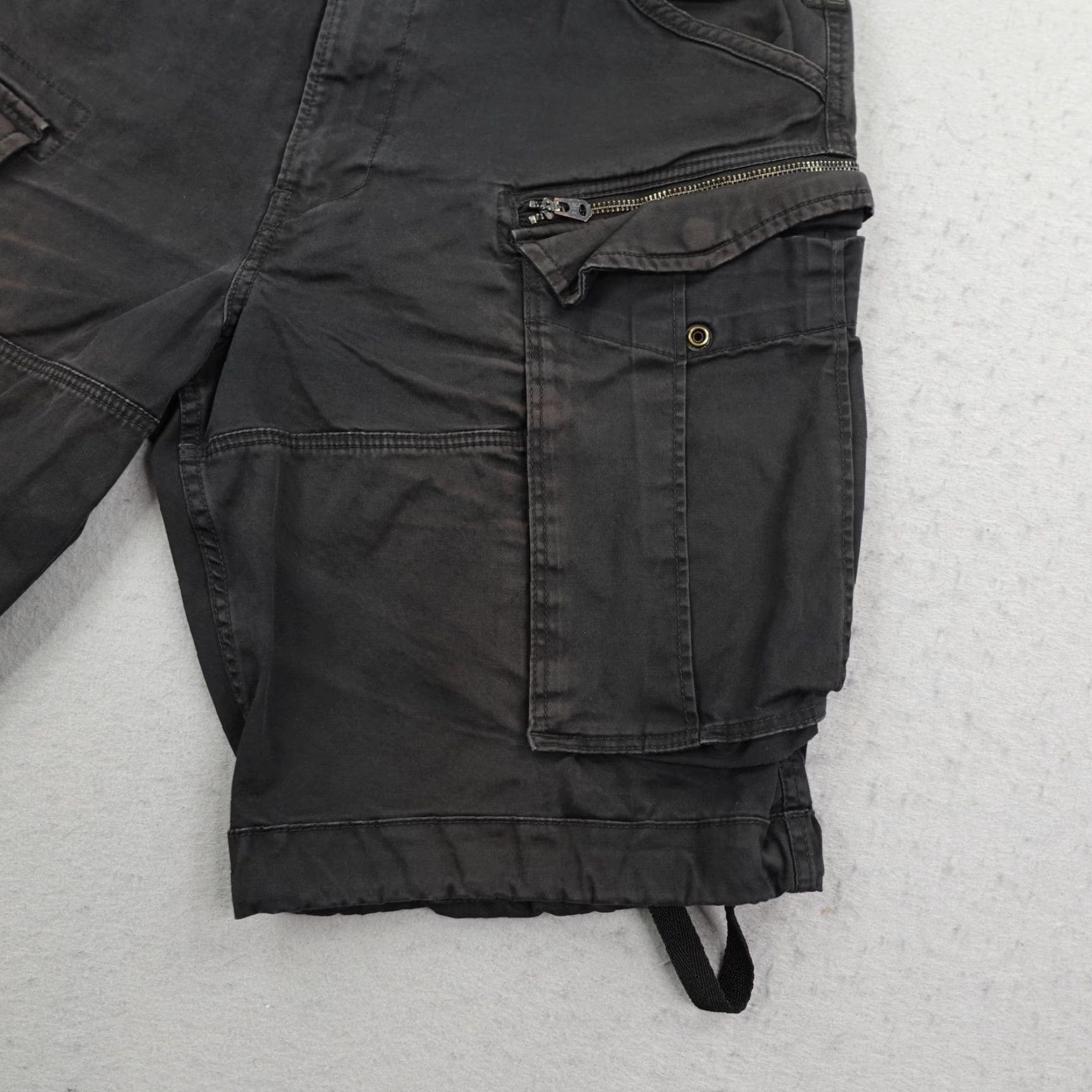 G-Star RAW Cargo Shorts 34 Black Outdoor Utility Relaxed Paratrooper Mens