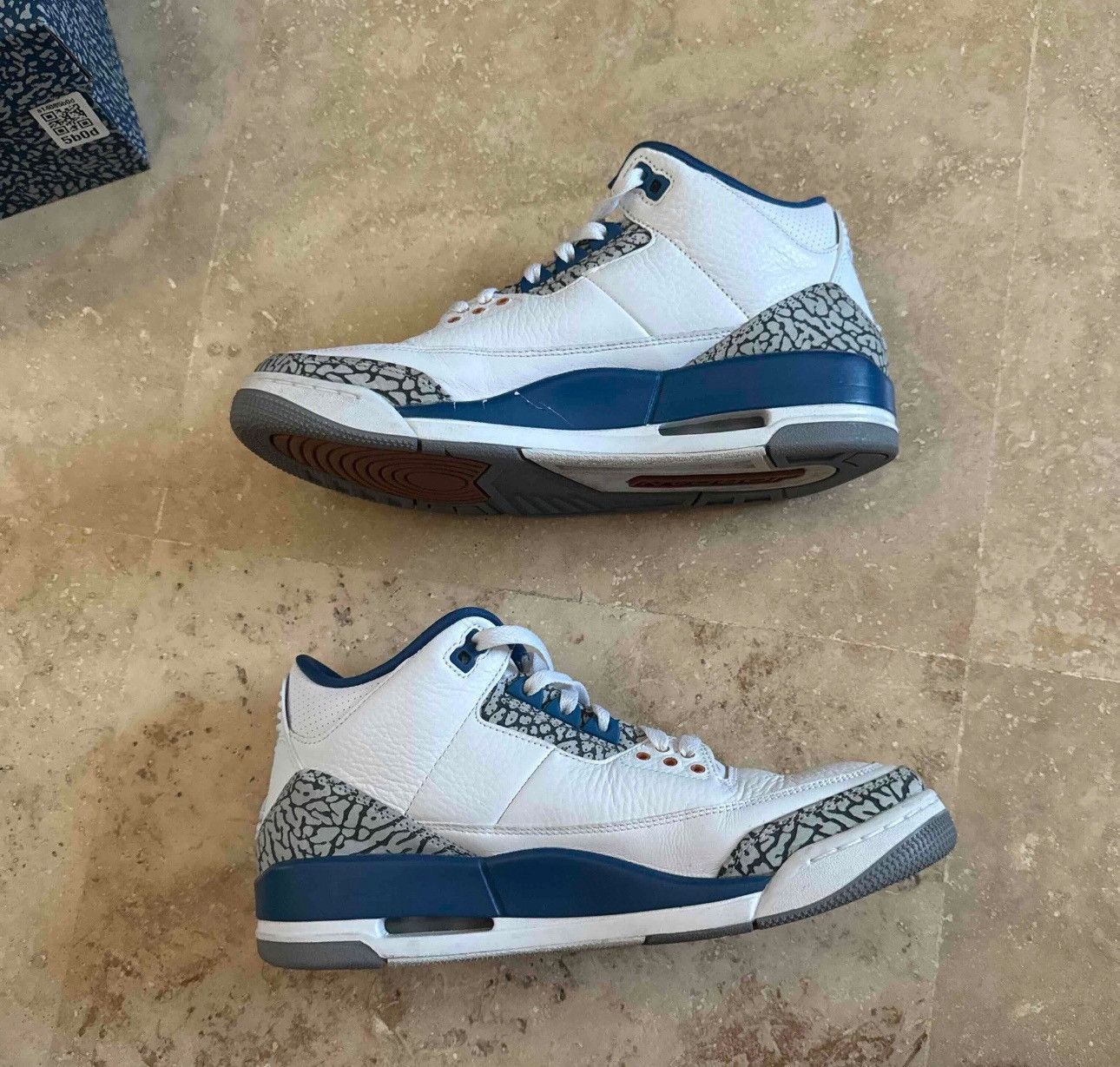 Jordan Brand Air Jordan 3 Retro 'Washington Wizards' Size US 9.5 / EU 42-43 - 2 Thumbnail