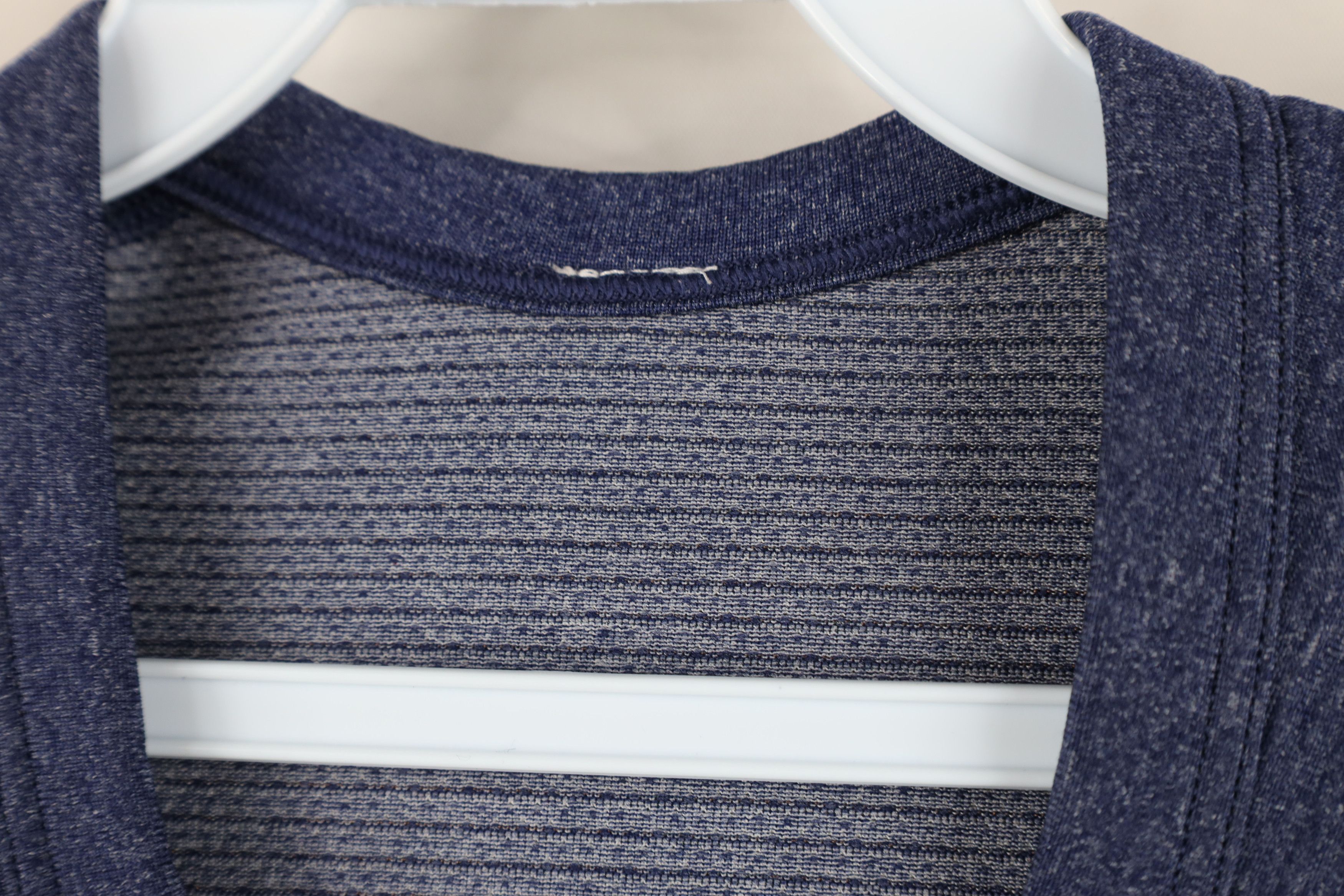 Lululemon Lululemon Vent Tech Short Sleeve Henley T-Shirt Heather Blue Size US S / EU 44-46 / 1 - 4 Thumbnail
