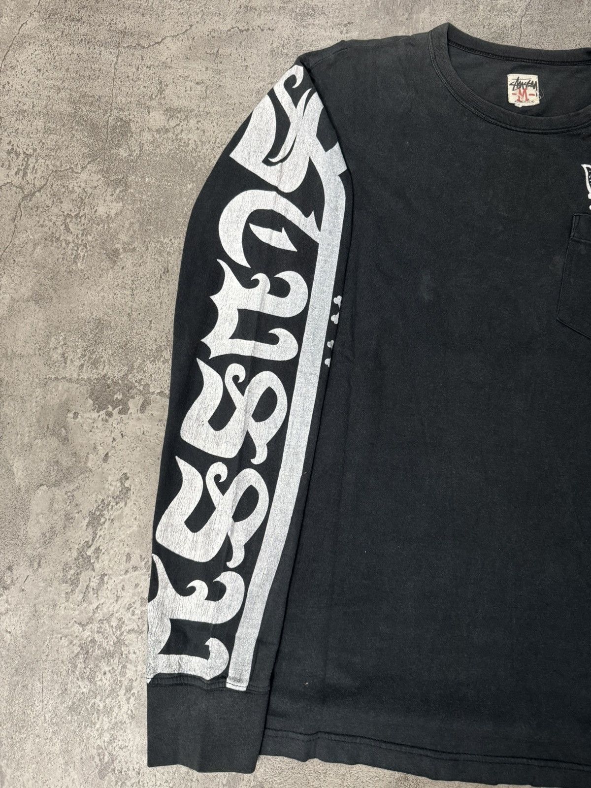 Stussy VINTAGE 90’S SKULL SNAKE LONGSLEEVE T-SHIRT 🔥RARE🔥 Size US M / EU 48-50 / 2 - 4 Thumbnail