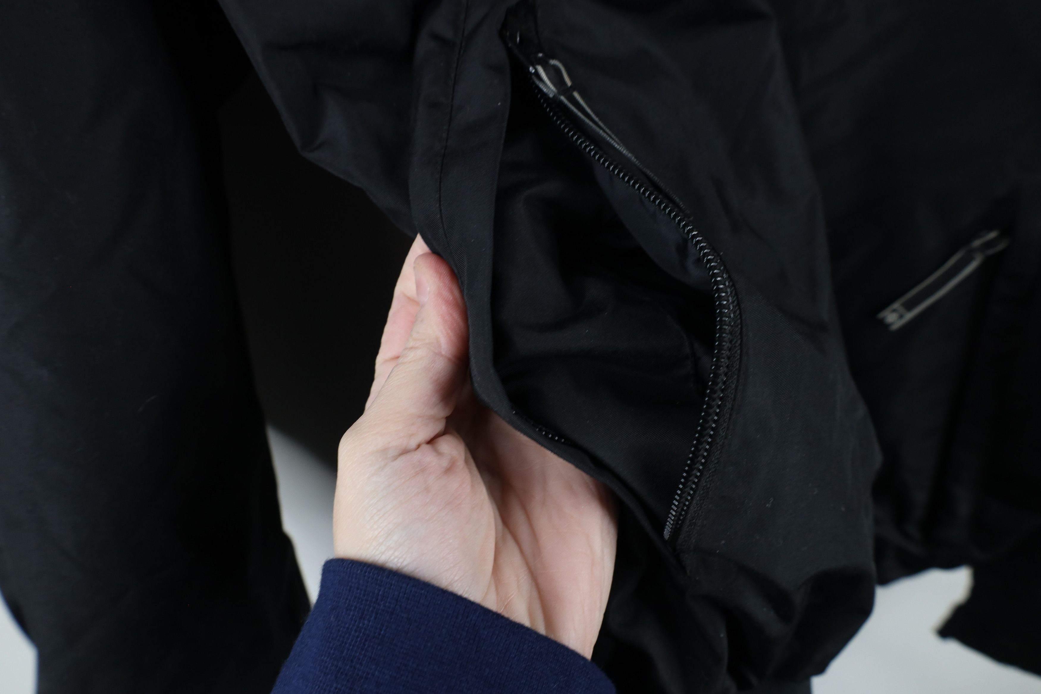 Columbia × Vintage Vintage Columbia Spell Out Fleece Lined Bomber Jacket Black Size US L / EU 52-54 / 3 - 7 Thumbnail