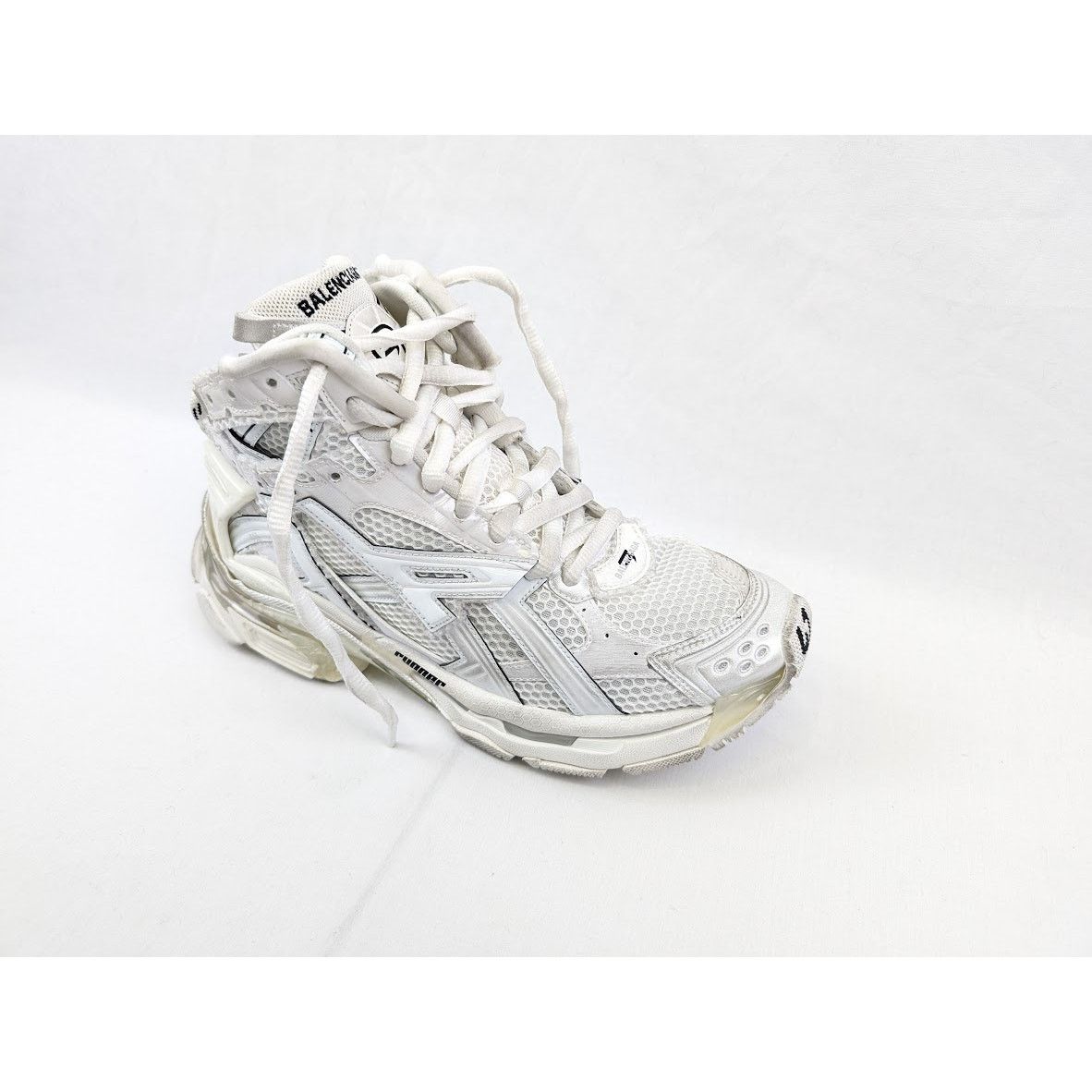 Balenciaga o1rshd1 Hightop Monocolor Runner Sneakers in White Size US 9 / EU 42 - 2 Thumbnail