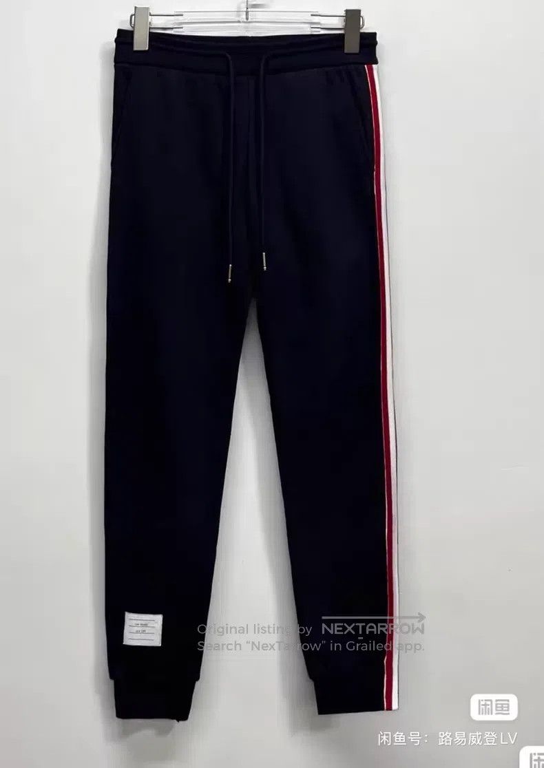 Thom Browne Thom Browne Navy Blue Side Striped Knit Sporty Casual Trou Size 25" / US 0 / IT 36 - 1 Thumbnail
