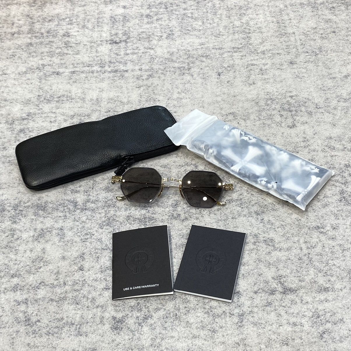 Chrome Hearts CHROME HEARTS EVACULATION MATTE BLACK/GOLD PLATED Size ONE SIZE - 14 Thumbnail