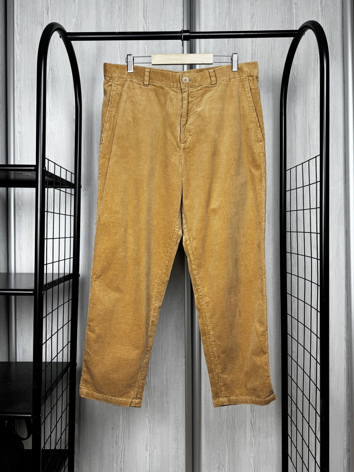 Cos COS Relaxed Fit Corduroy Cropped Pants size 52 Size US 36 / EU 52 - 1 Thumbnail