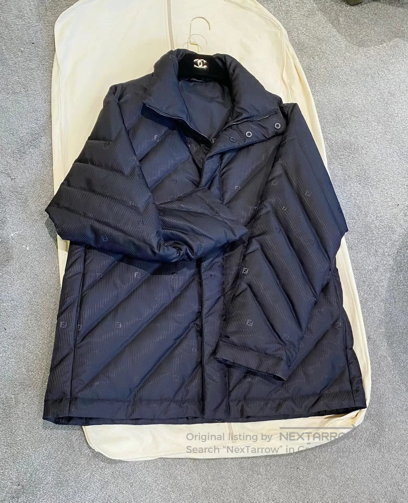 Fendi Fendi Men's Striped Black Down Coat. Size US XL / EU 56 / 4 - 1 Thumbnail
