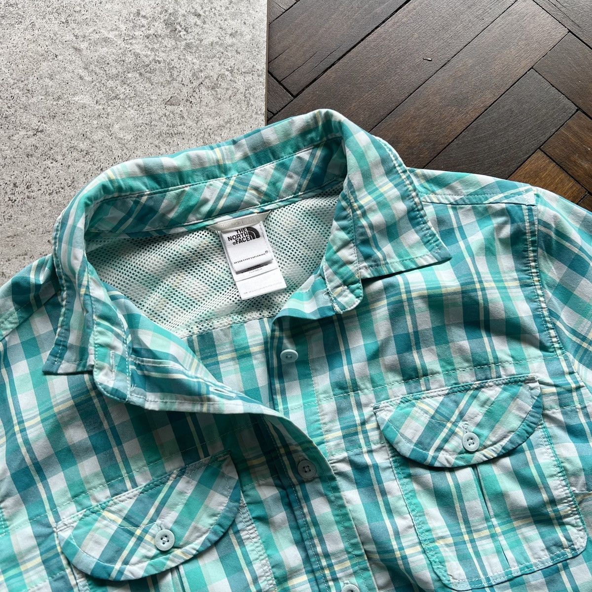 The North Face The North Face Women’s Aqua White Plaid Button Shirt Pockets Size M / US 6-8 / IT 42-44 - 8 Thumbnail