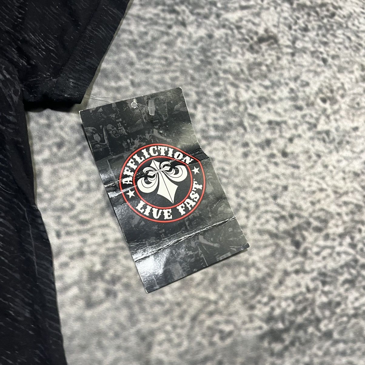 Affliction VINTAGE Y2K AFFLICTION GRUNGE SKATER SKULL HENLEY T SHIRT Size US XL / EU 56 / 4 - 5 Thumbnail