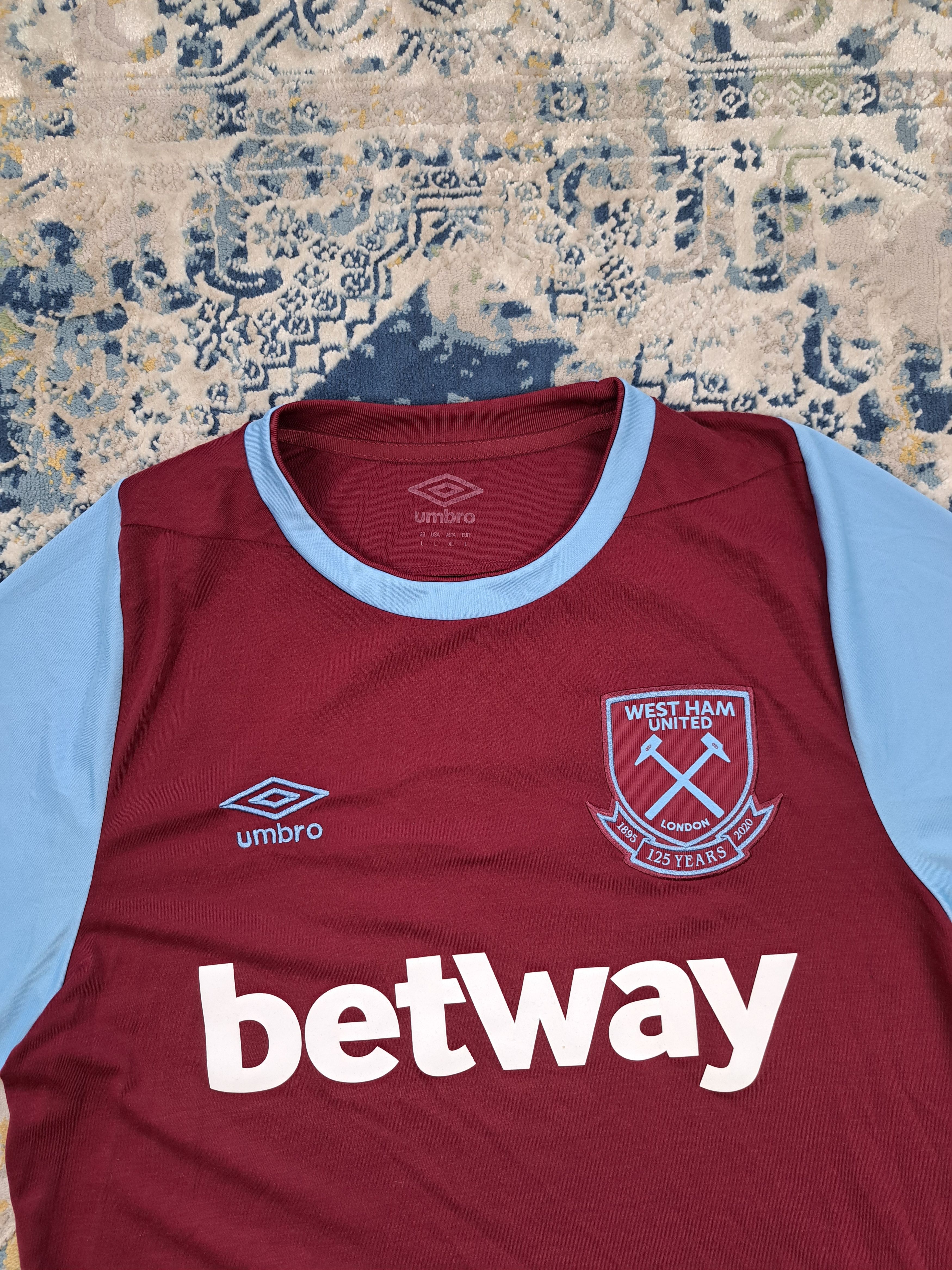 Umbro West Ham 2021 Home Kit Soccer Blokecore y2k Rare Size US M / EU 48-50 / 2 - 2 Thumbnail