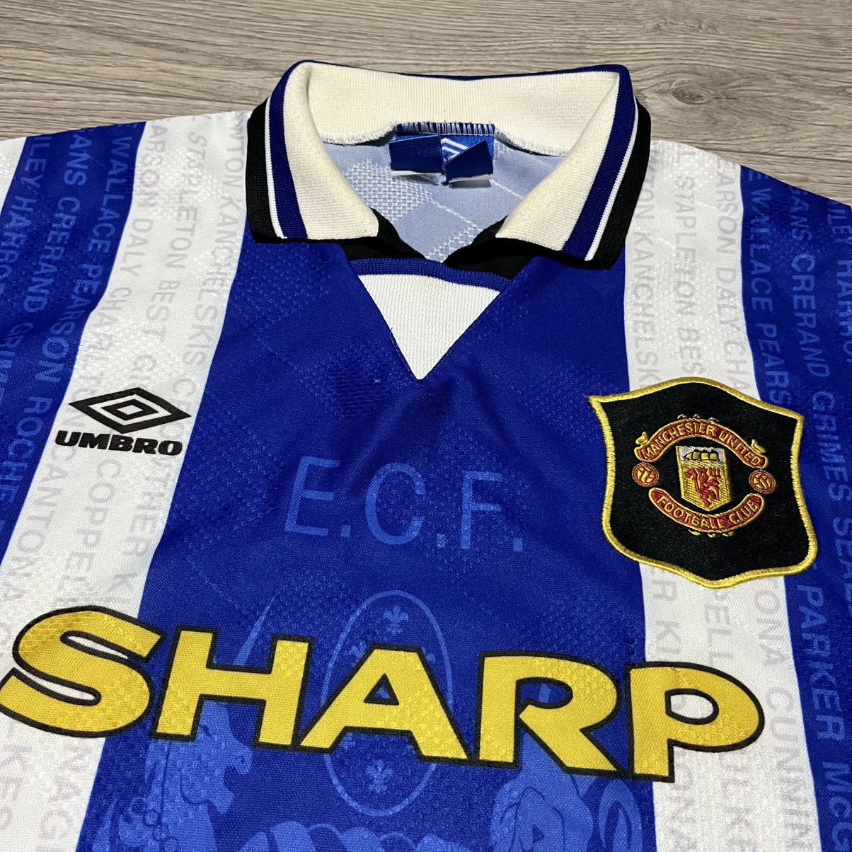 Umbro UMBRO VINTAGE Manchester United Vintage Jersey 1994-96 Third Size US L / EU 52-54 / 3 - 6 Thumbnail