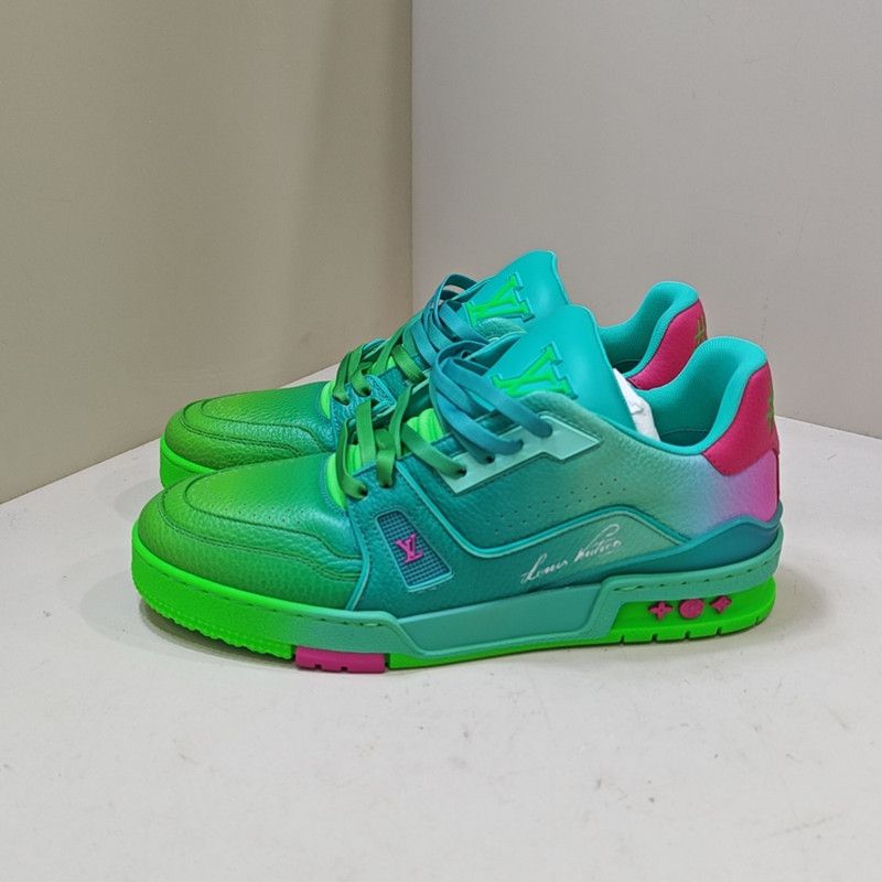 Louis Vuitton Louis Vuitton Trainer Low-Top Fashion Sneakers 0079 Size US 8.5 / EU 41-42 - 1 Thumbnail