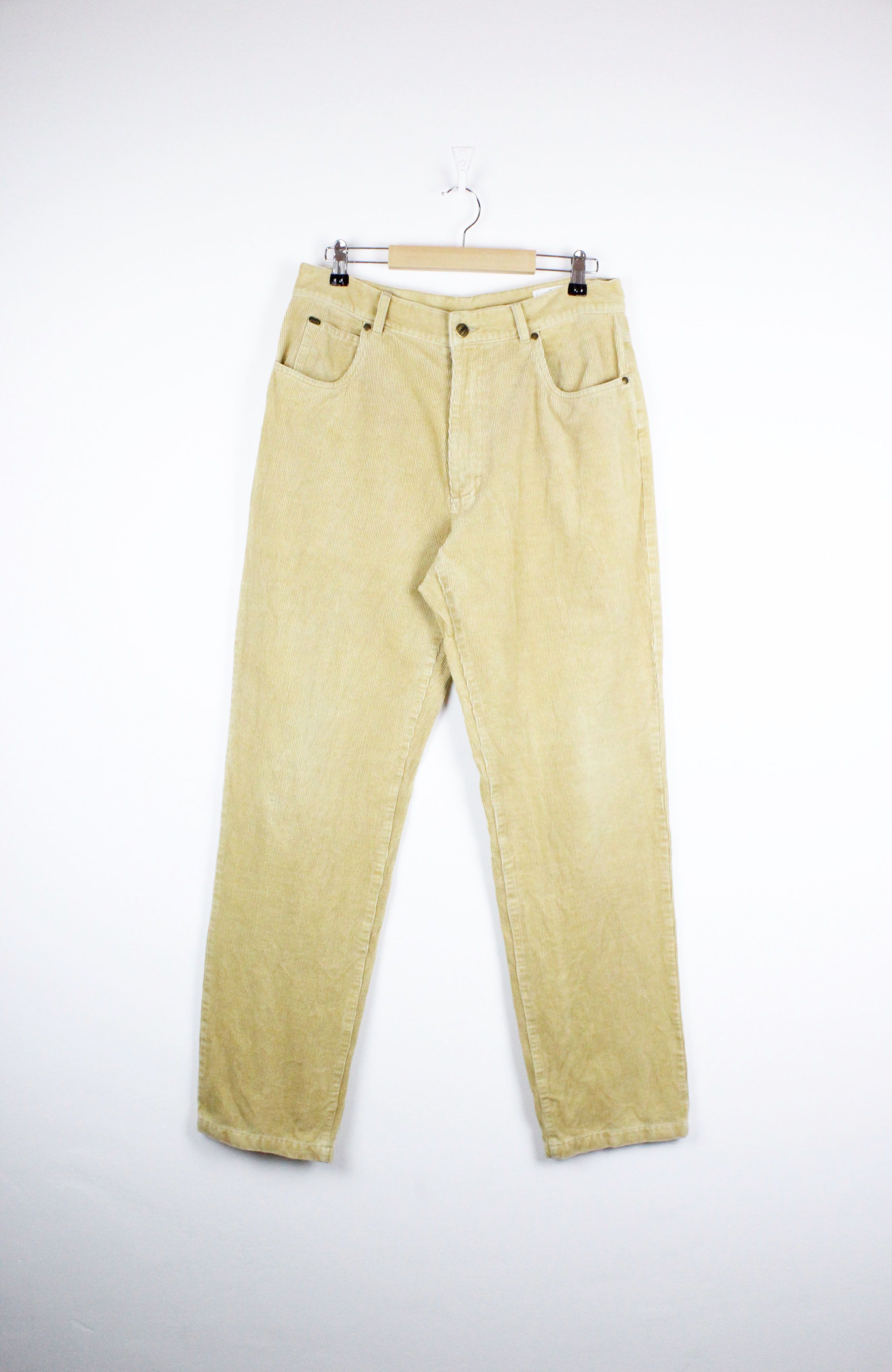 Lacoste × Vintage Vintage Lacoste Corduroy Velvet Beige Denim Jeans Pants Size US 34 / EU 50 - 1 Thumbnail