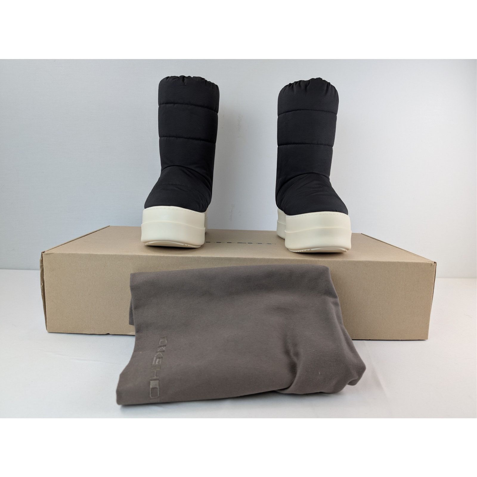 Rick Owens Drkshdw o1rshd1 Mega Bumper Lunar Boots in Black/White Size US 10 / EU 43 - 18 Thumbnail