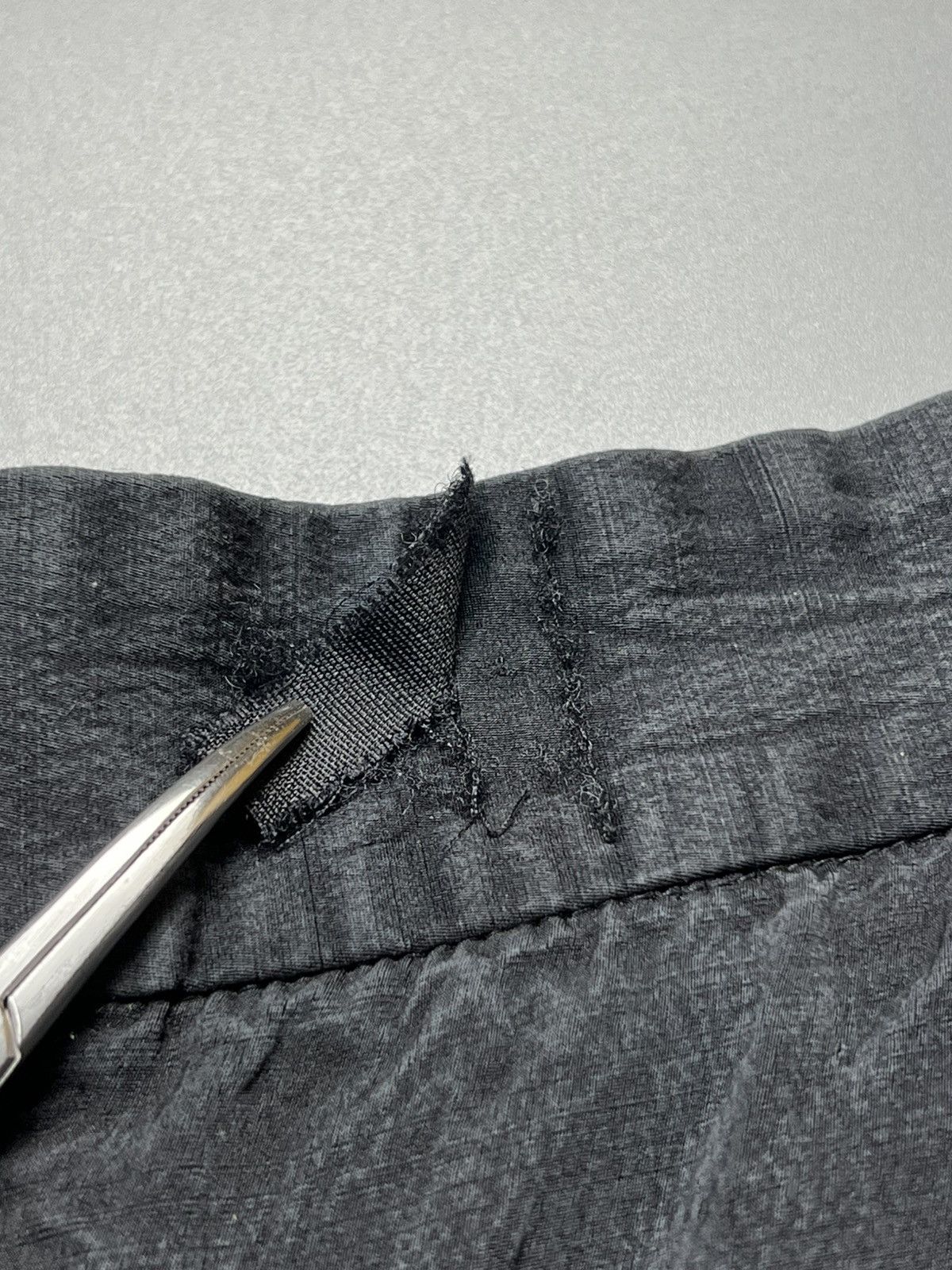 Prada Prada - 1990s MiuMiu Era Washed Design Trouser Pants Size 30" / US 8 / IT 44 - 14 Thumbnail