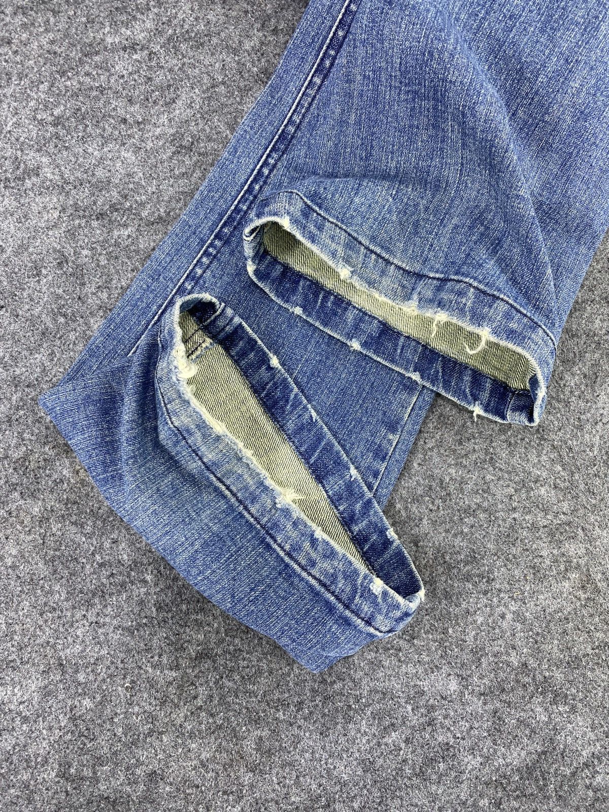Japanese Brand × Jean Japanese Brand Blue Wash Flare Jeans - J1055 Size 29" - 15 Thumbnail