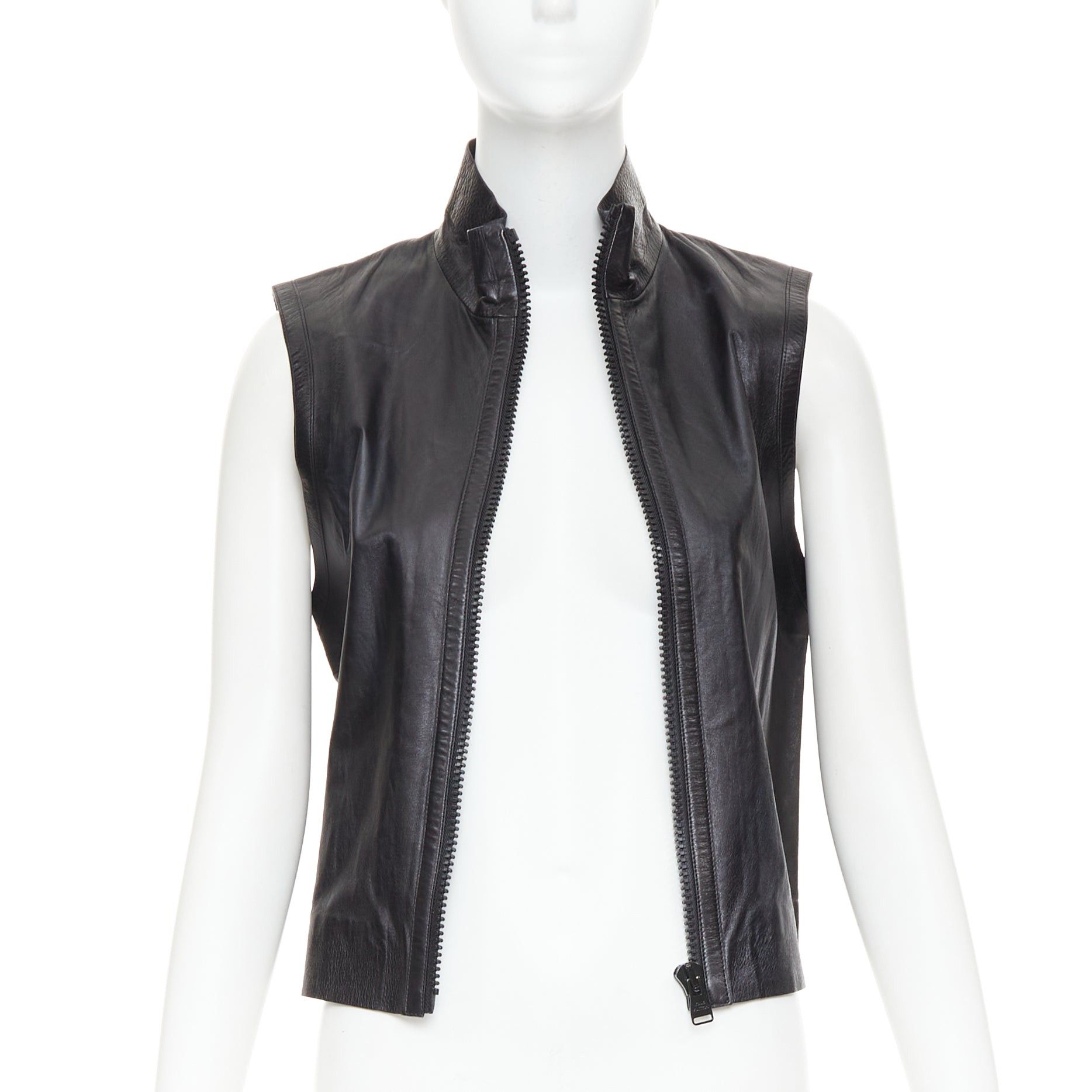 Louis Vuitton LOUIS VUITTON black leather logo zipper back yoke vest jacket Size S / US 4 / IT 40 - 1 Thumbnail