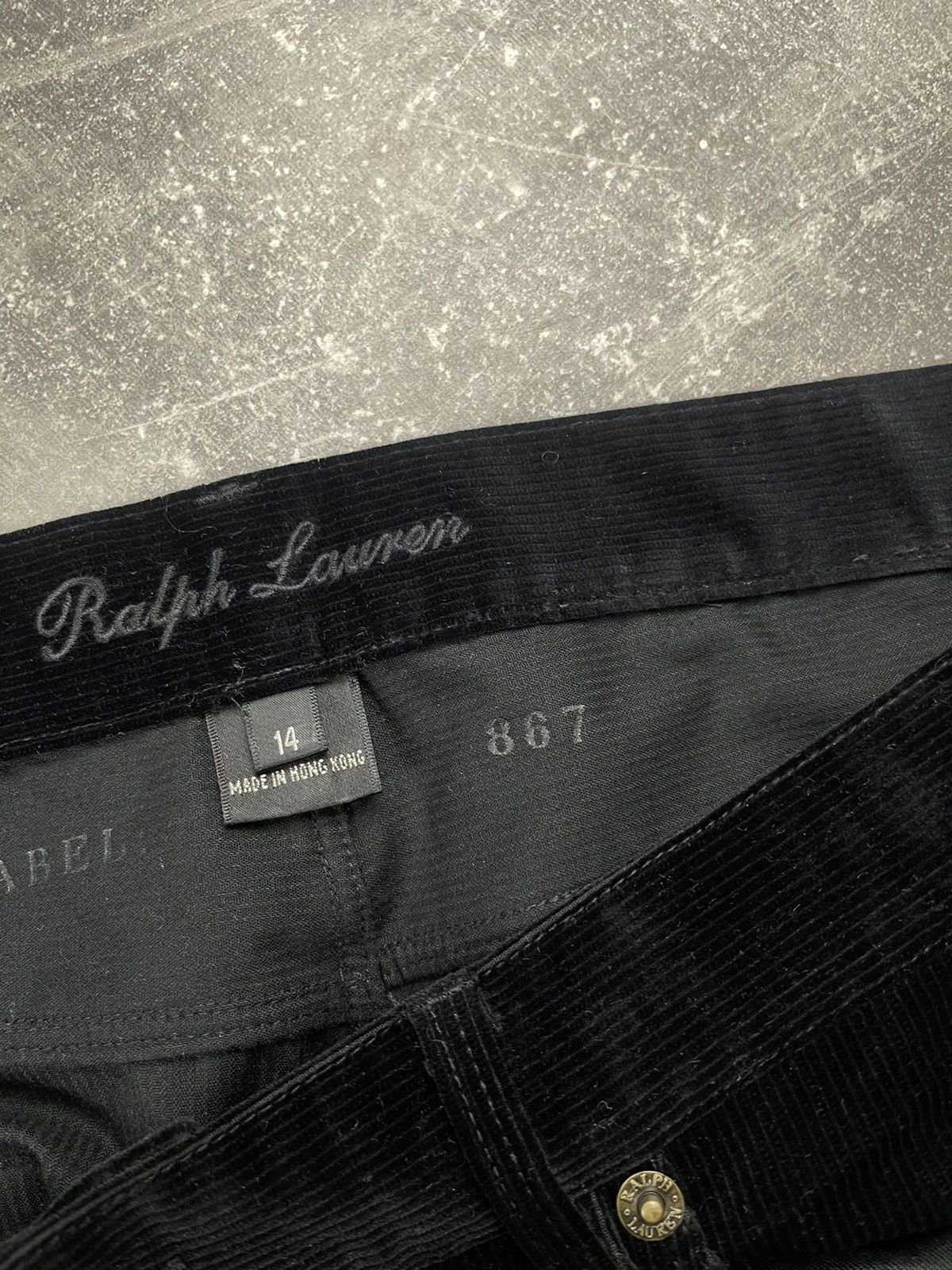 Ralph Lauren Black Label Ralph Lauren Black Label Flared Corduroy Pants Black Velvet Size 36" / US 14 / IT 50 - 16 Thumbnail