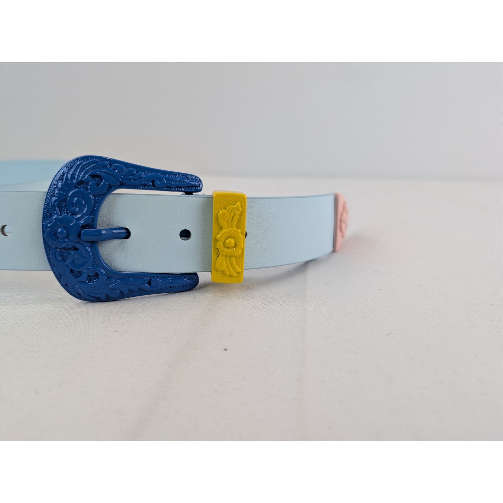 Casablanca o1rshd1 Size: 90 / Leather Comboy Buckle Belt in Light Blue Size 36 - 5 Thumbnail
