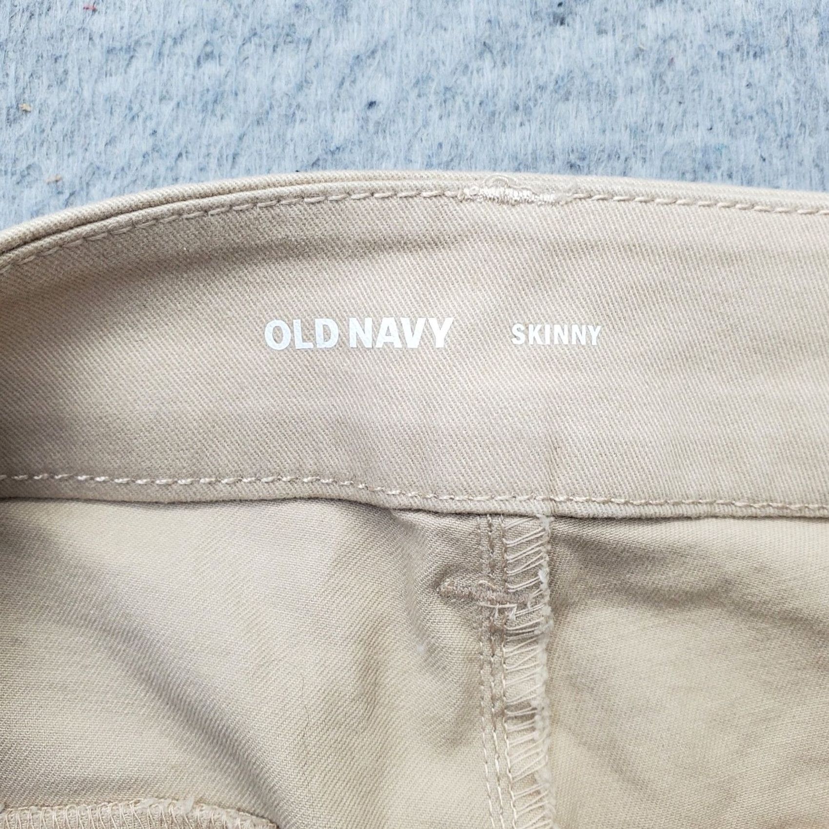 Old Navy Old Navy Chino Pants Womens Size 10 Tan Cotton Slash Pocket Formal Skinny Leg Size 32" / US 10 / IT 46 - 7 Thumbnail