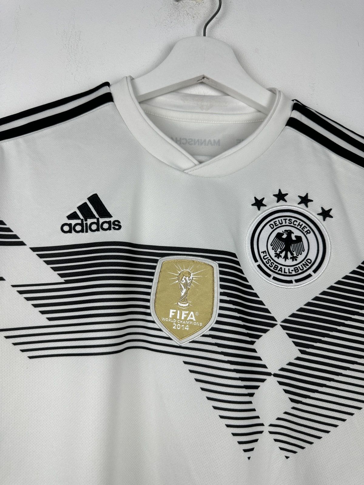 Adidas Germany National Team 2018 Home Soccer Jersey Football Shirt Size US S / EU 44-46 / 1 - 4 Thumbnail