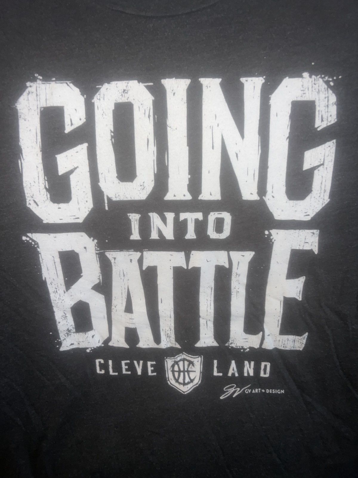 Hypebeast GV Art + Design Cleveland Cavaliers Going Into Battle Tee Size US XXL / EU 58 / 5 - 2 Thumbnail