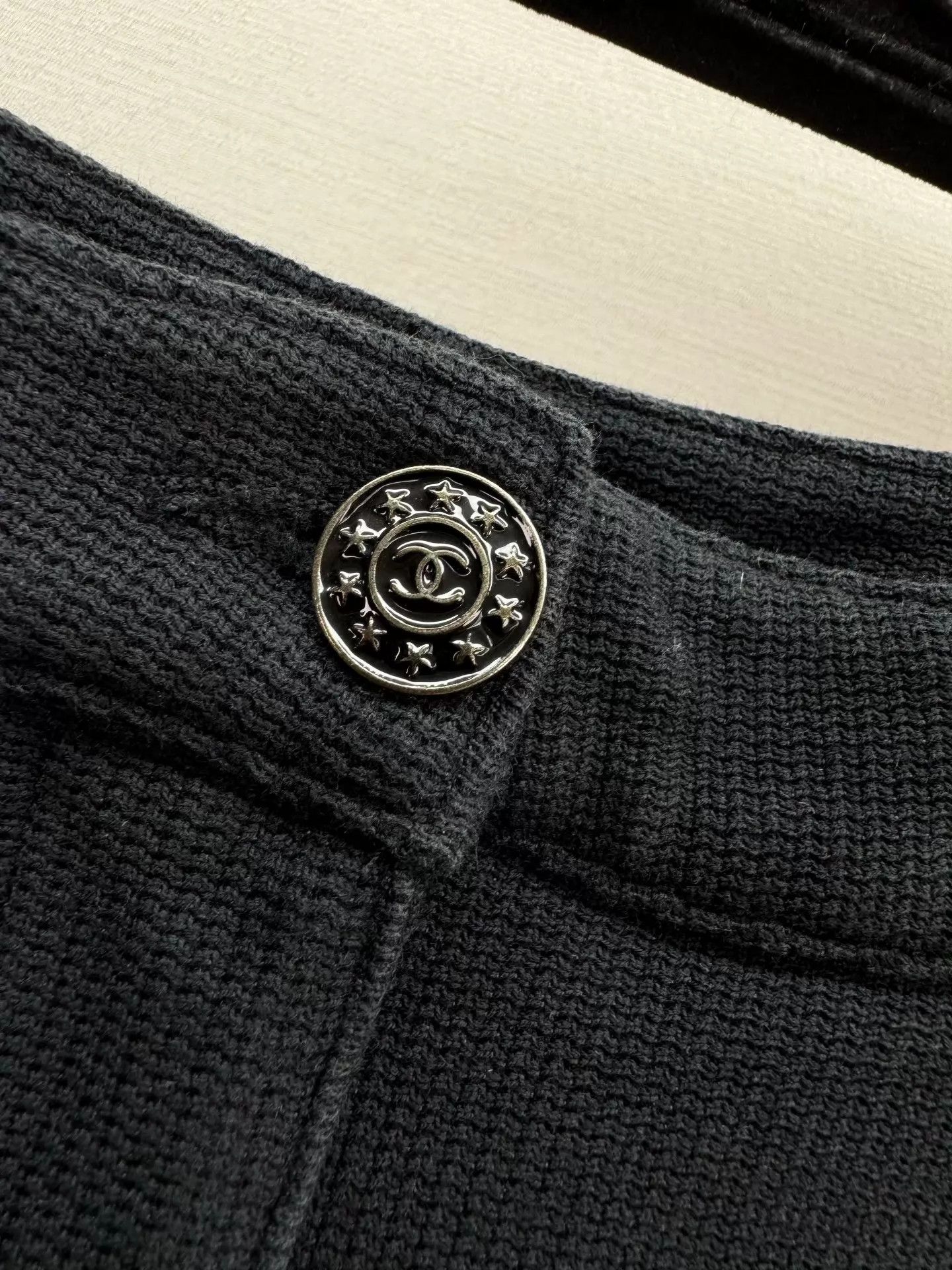 Chanel Chanel Authentic Jeans 42 Waist 82-84 92 Worn 2-3x Size 30" / US 8 / IT 44 - 2 Thumbnail